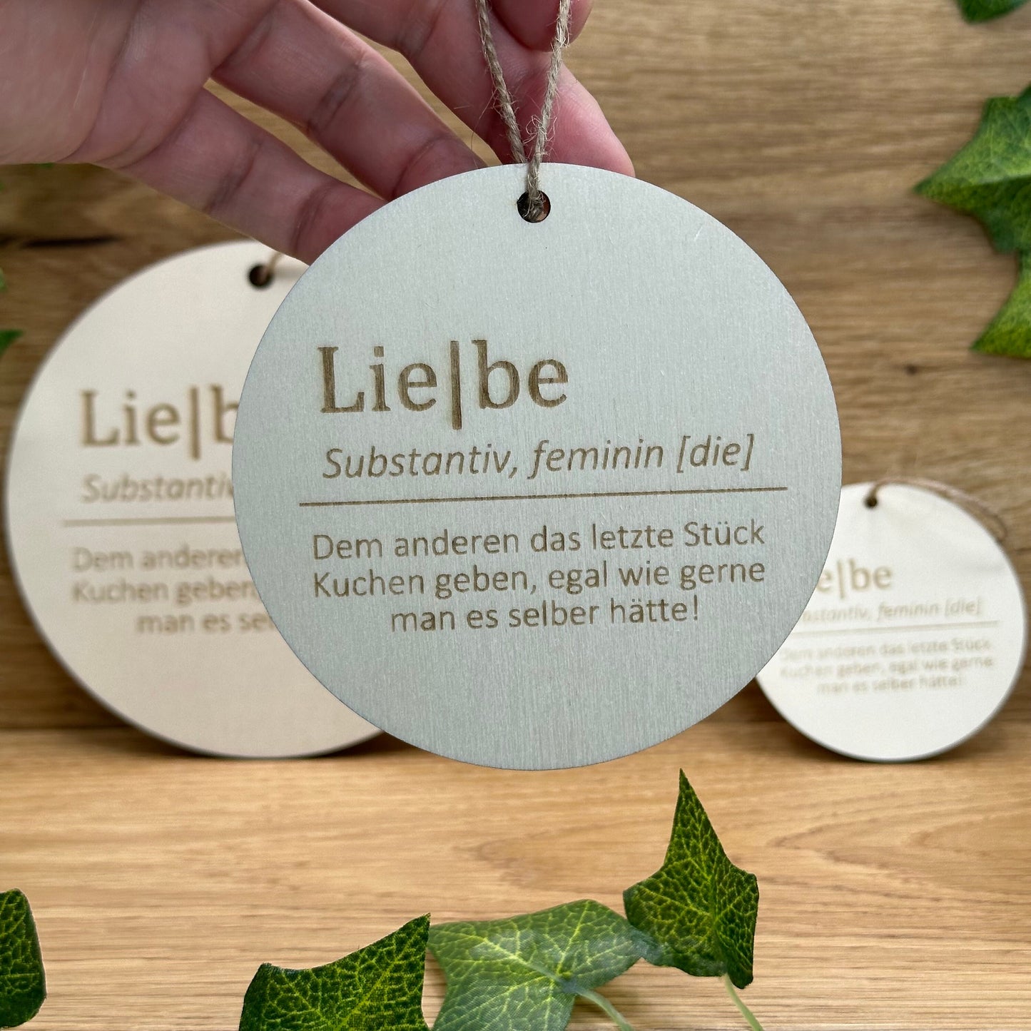 Holzplättchen "Definition Liebe" Geschenkanhänger für Geburtstag Weihnachten Jahrestag oder als Dankeschön. Geschenk für Paare
