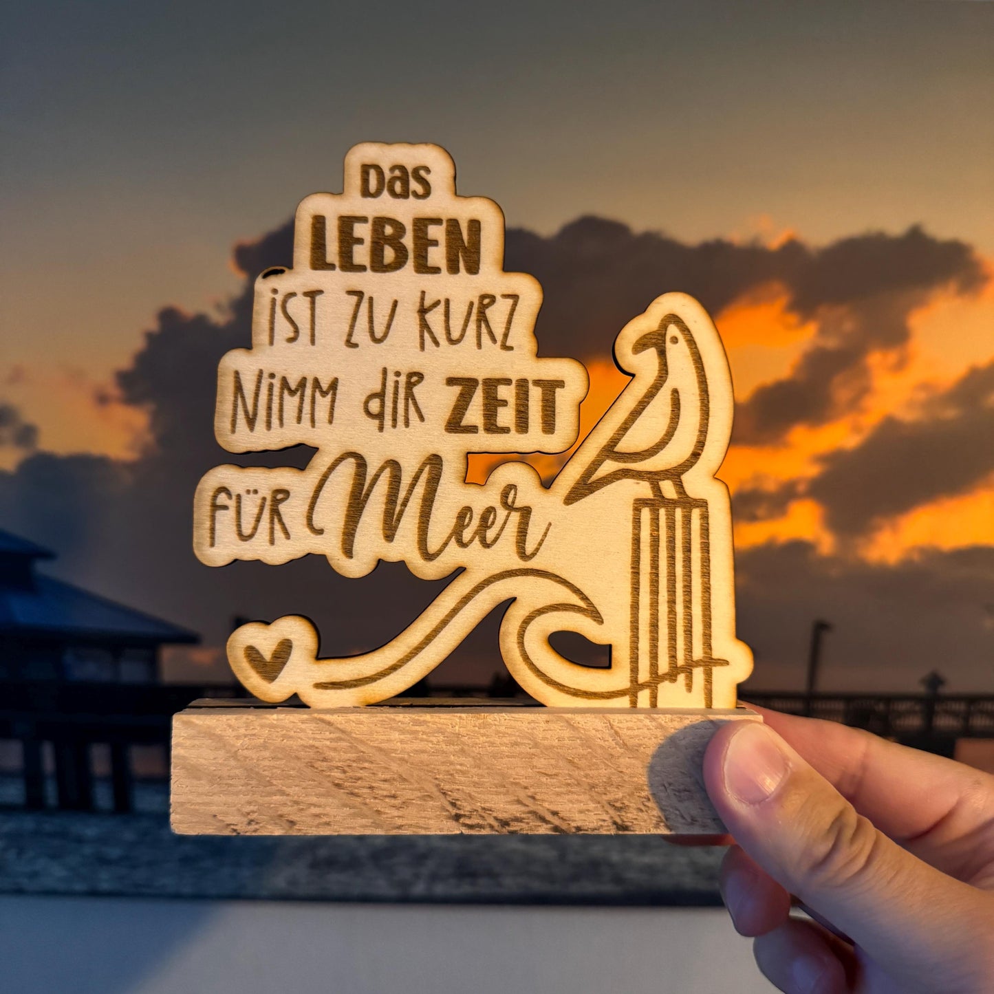 Nordischer Holzaufsteller "Zeit für Meer!" | Maritime Deko aus Holz | Handgemachte Deko für Wohnzimmer, Küche & Bad | Tolle Geschenkidee