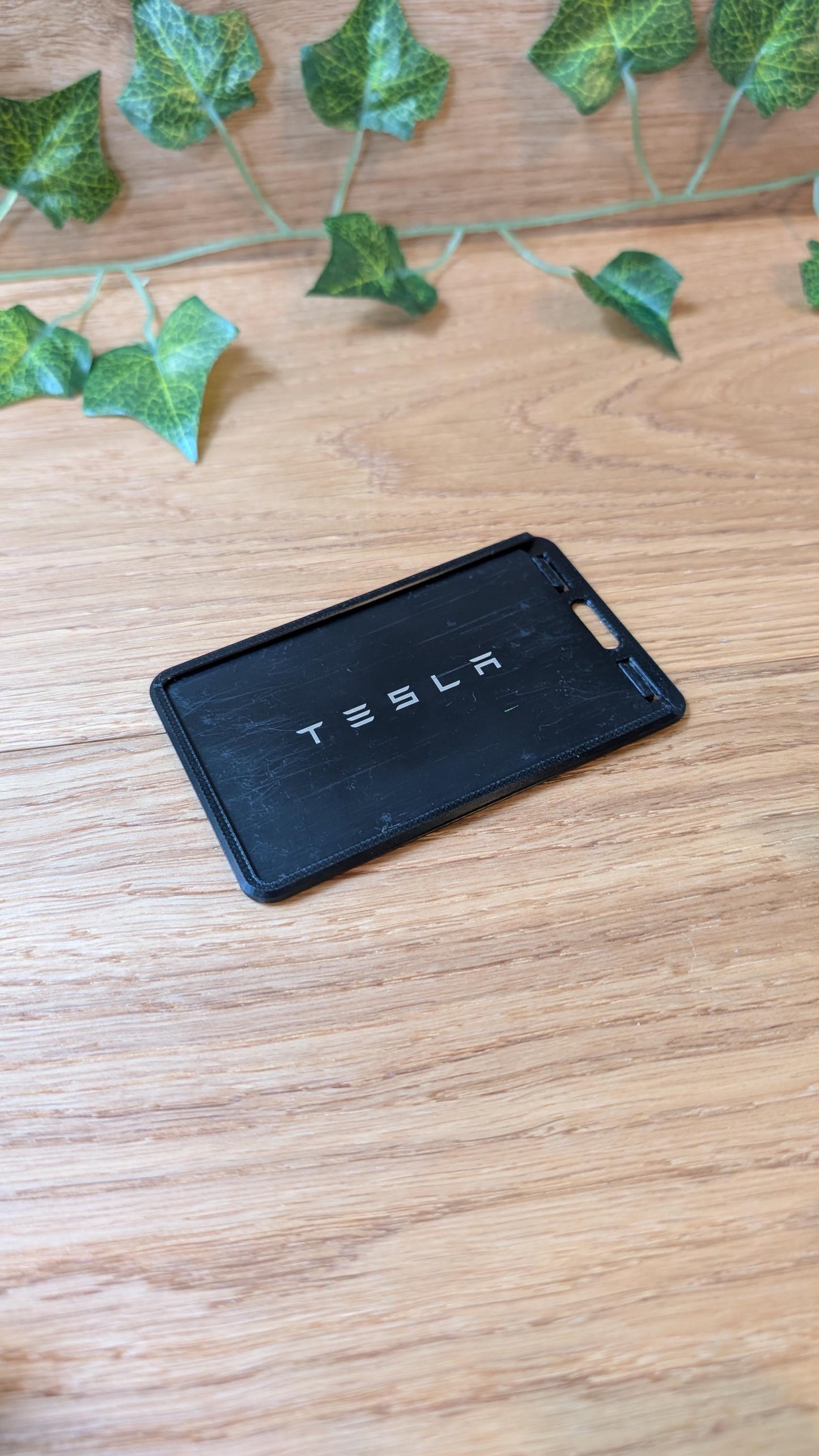 Tesla Schlüsselanhänger | Key Card Halter - passend für Tesla RFID Schlüsselkarten