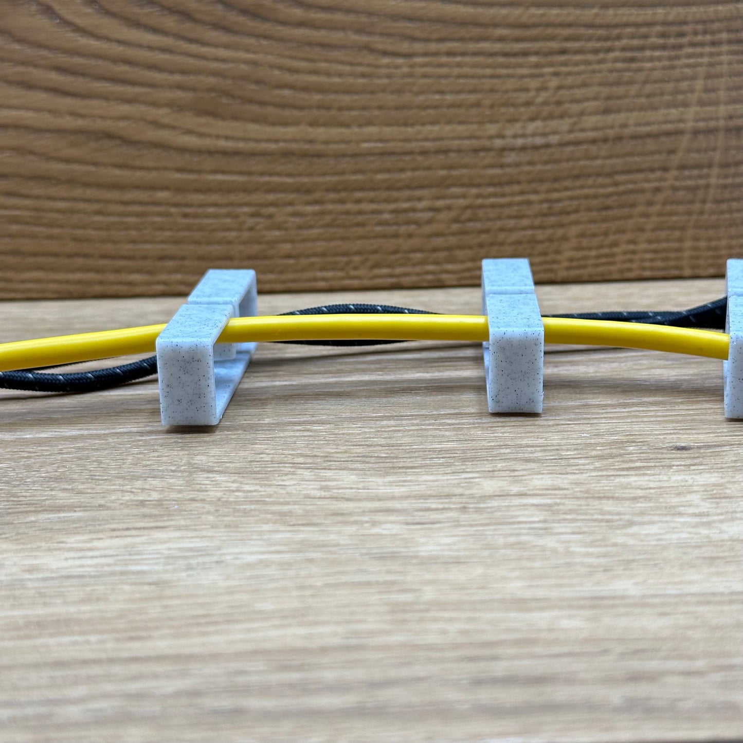 Kabelführung Zubehör - Kabelführung Clips für effizientes Kabelmanagement