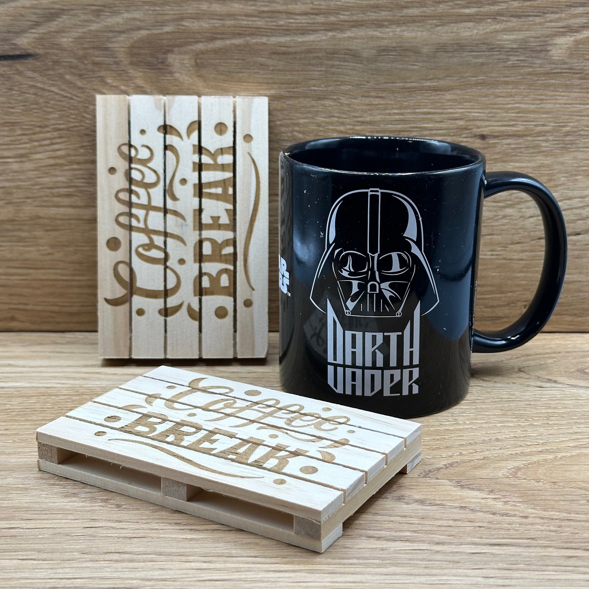 Kaffee Untersetzer "Coffee Break" Holz - im schicken Paletten-Look. 2er Set