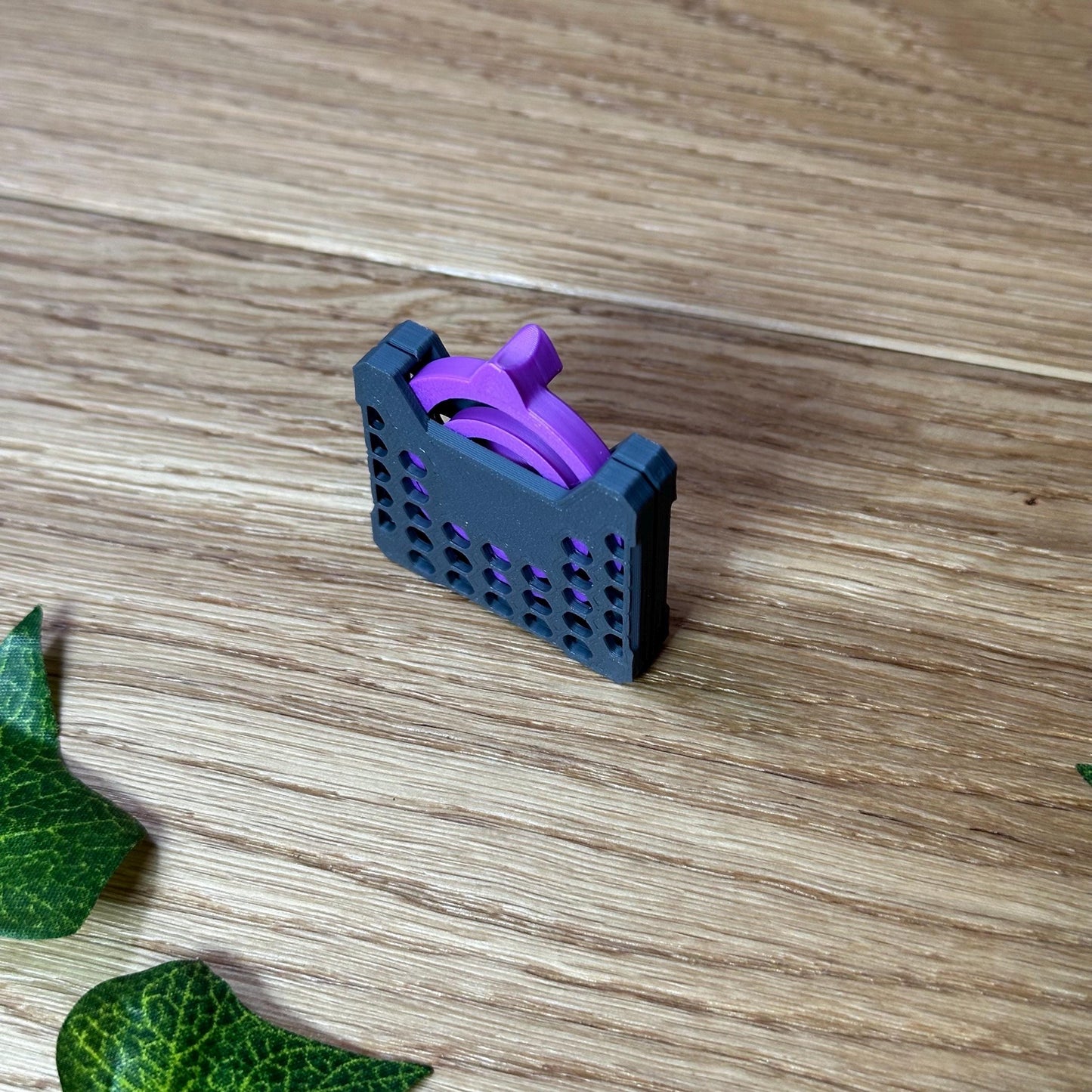 Fidget Toy Stressspielzeug - "Rotary Knob" - effektiv gegen Stress und Nervosität. Fördert Entspannung und Beruhigung