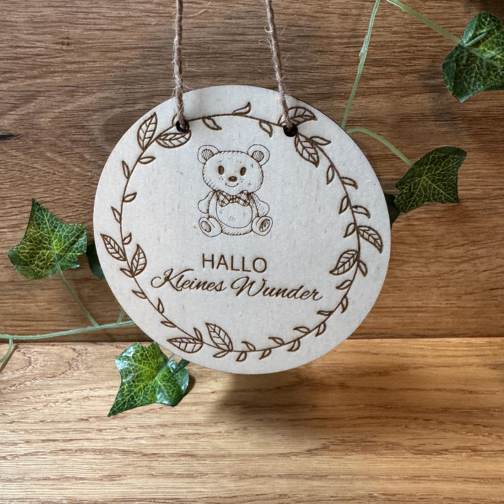 Kleines Wunder - Holzschild - Geschenk zur Geburt, Mama & Papa, Eltern, personalisierbar, schöne Kleinigkeit für werdende Eltern