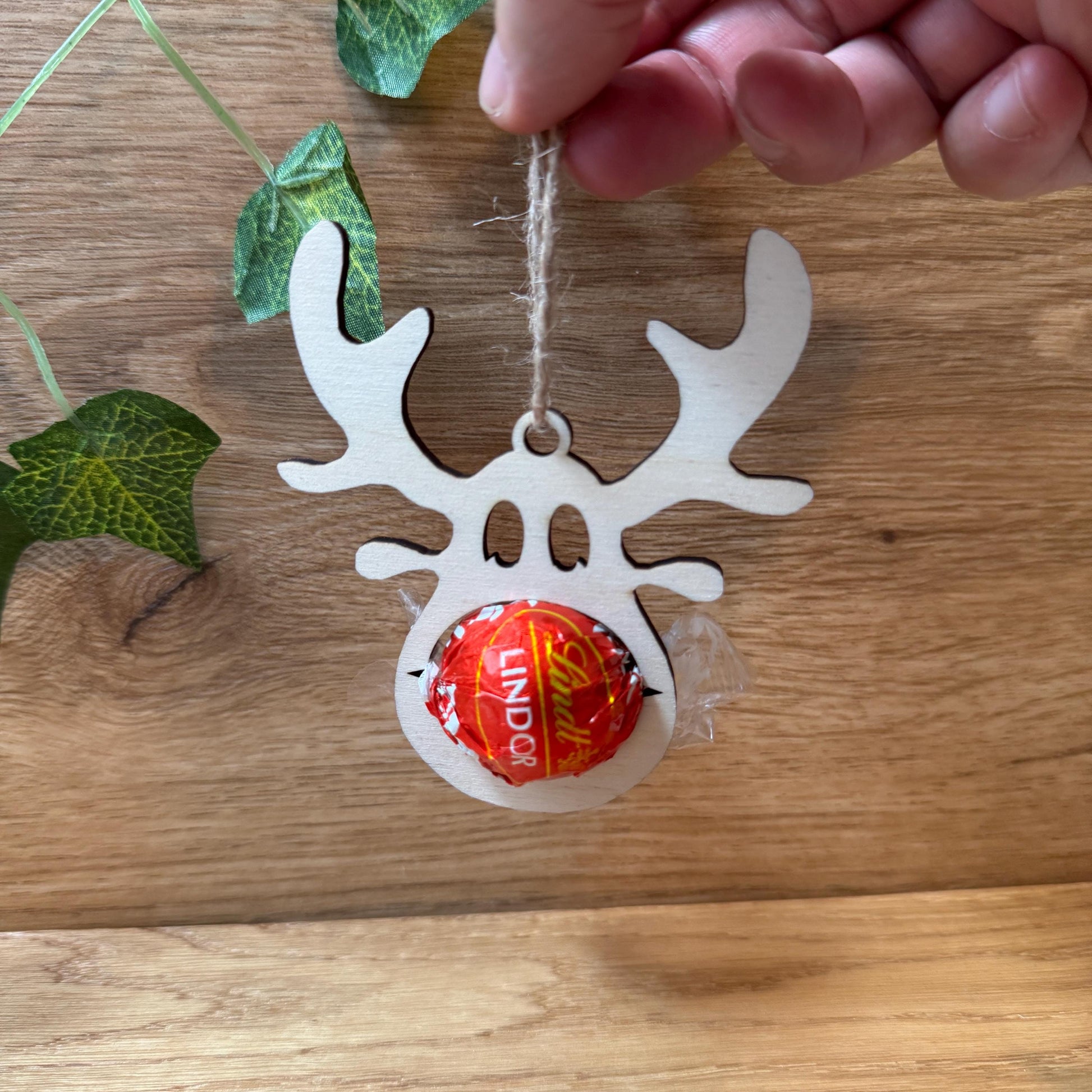 Rentier Schoko-Halter Christbaumkugel | Für Lindor Kugeln | Weihnachtsbaumschmuck | Geschenkidee | Weihnachtsgeschenk | Holz