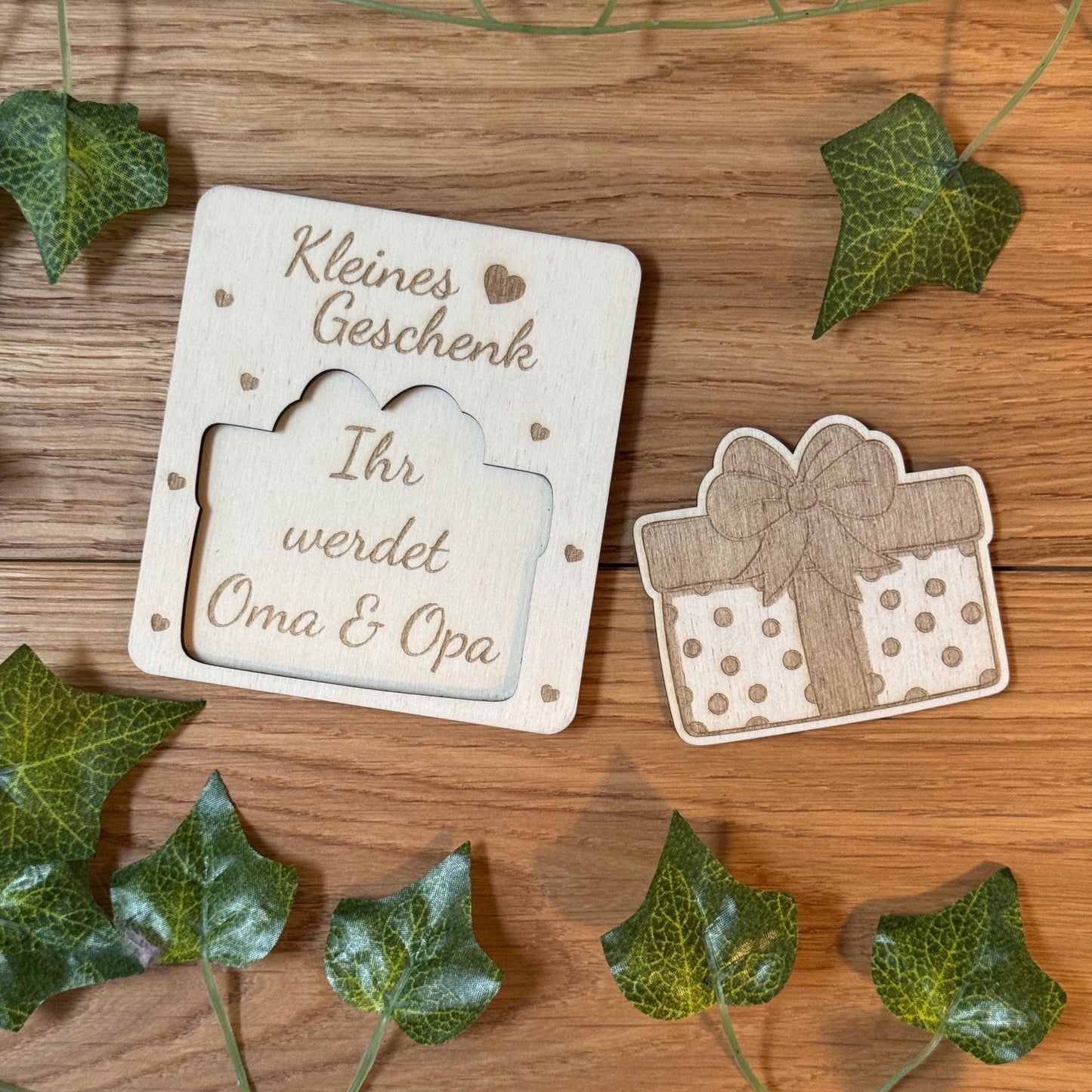 Schwangerschaft verkünden | Ihr werdet Oma & Opa | Tolle Geschenkidee aus Holz | Für werdende Großeltern | Holzkarte Schwangerschaft