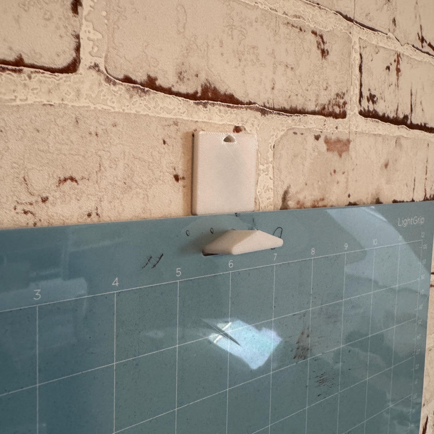 Cricut Mat Aufbewahrungshaken | Wandhalterung für Cricut Schneidematten | Organisierung für dein Cricut Maker-, Explore & Joy Zubehör