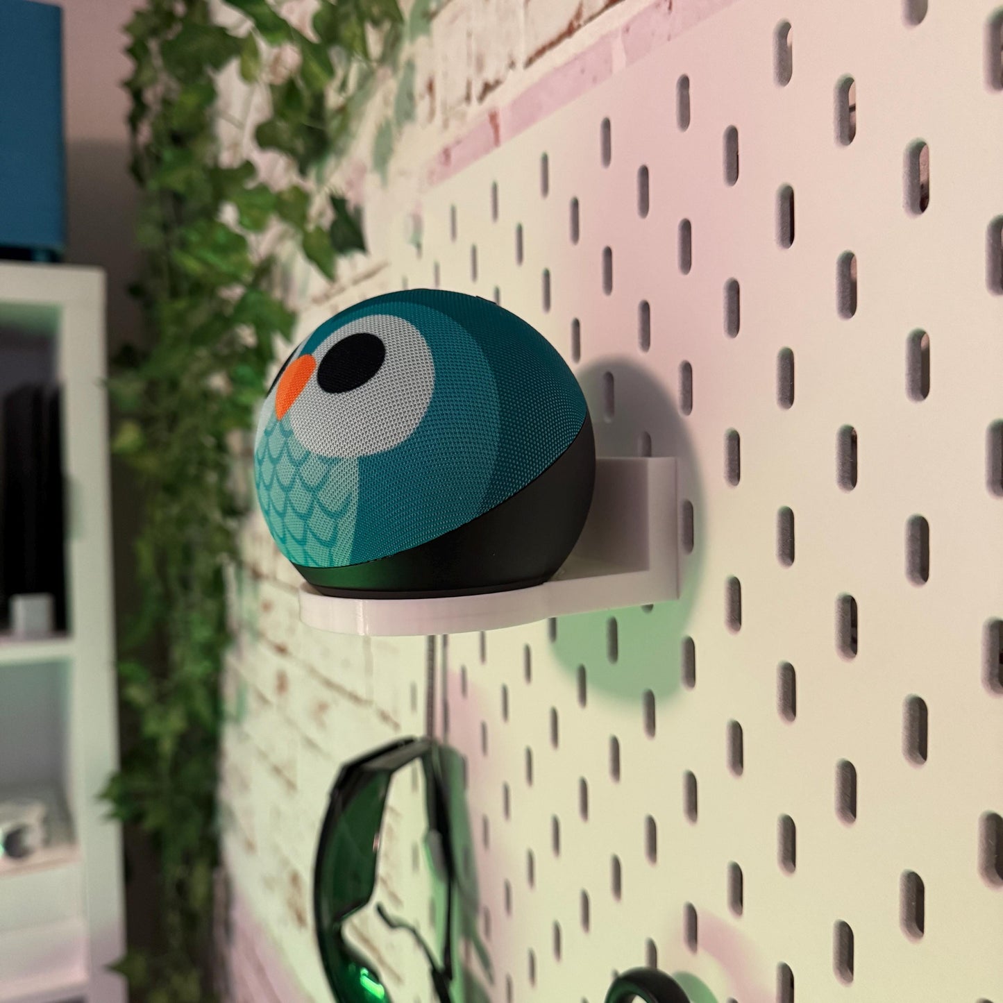 Amazon Echo Dot Gen. 4 | Gen. 5 | Kids | Wandhalterung für IKEA Skadis Lochplatten! Praktische Halterung für Alexa Smart Speaker