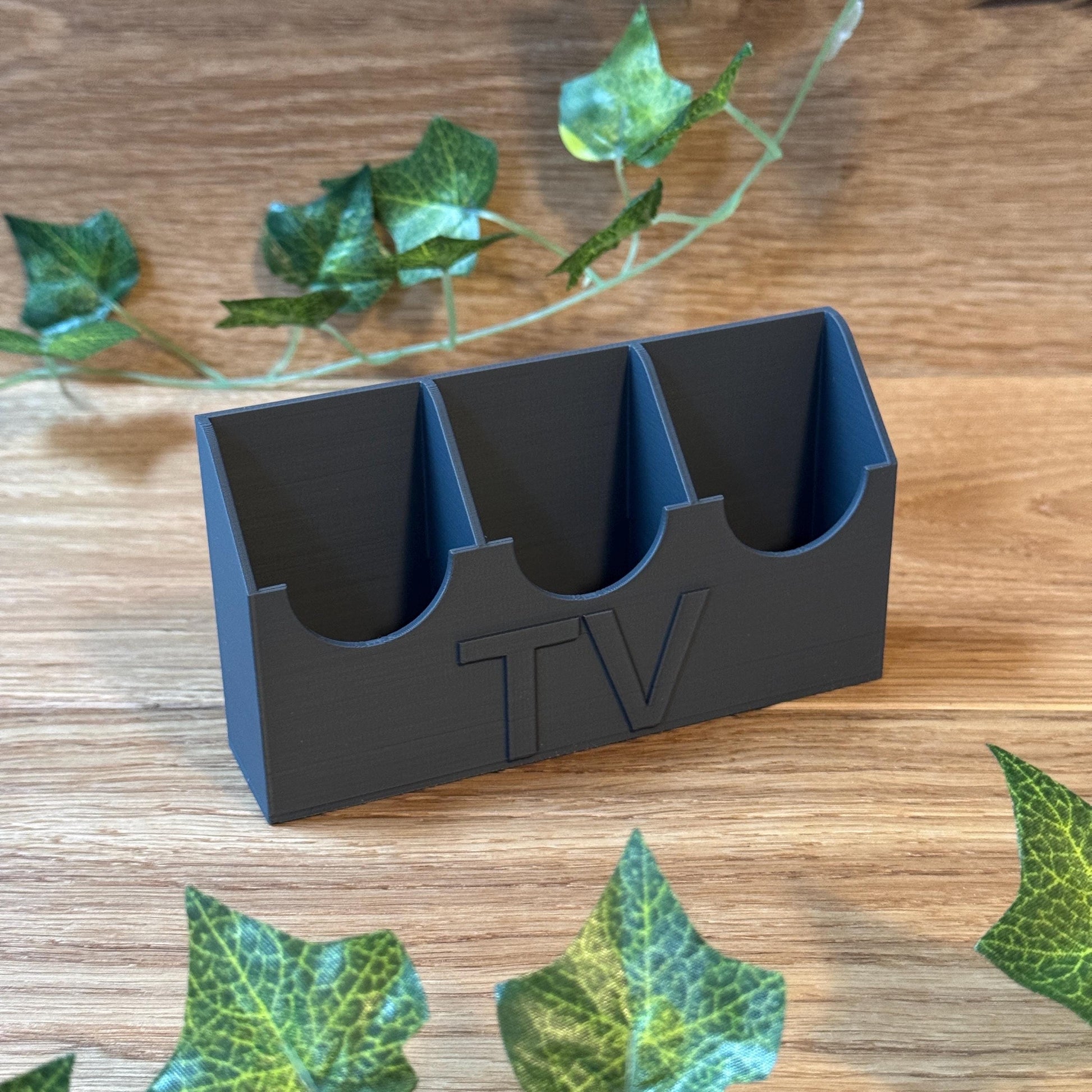 TV Remote Wandhalterung | Universalhalterung für Fernbedienungen | Organizer für Apple TV Remote, Samsung Remote, Fire TV Remote uvm.