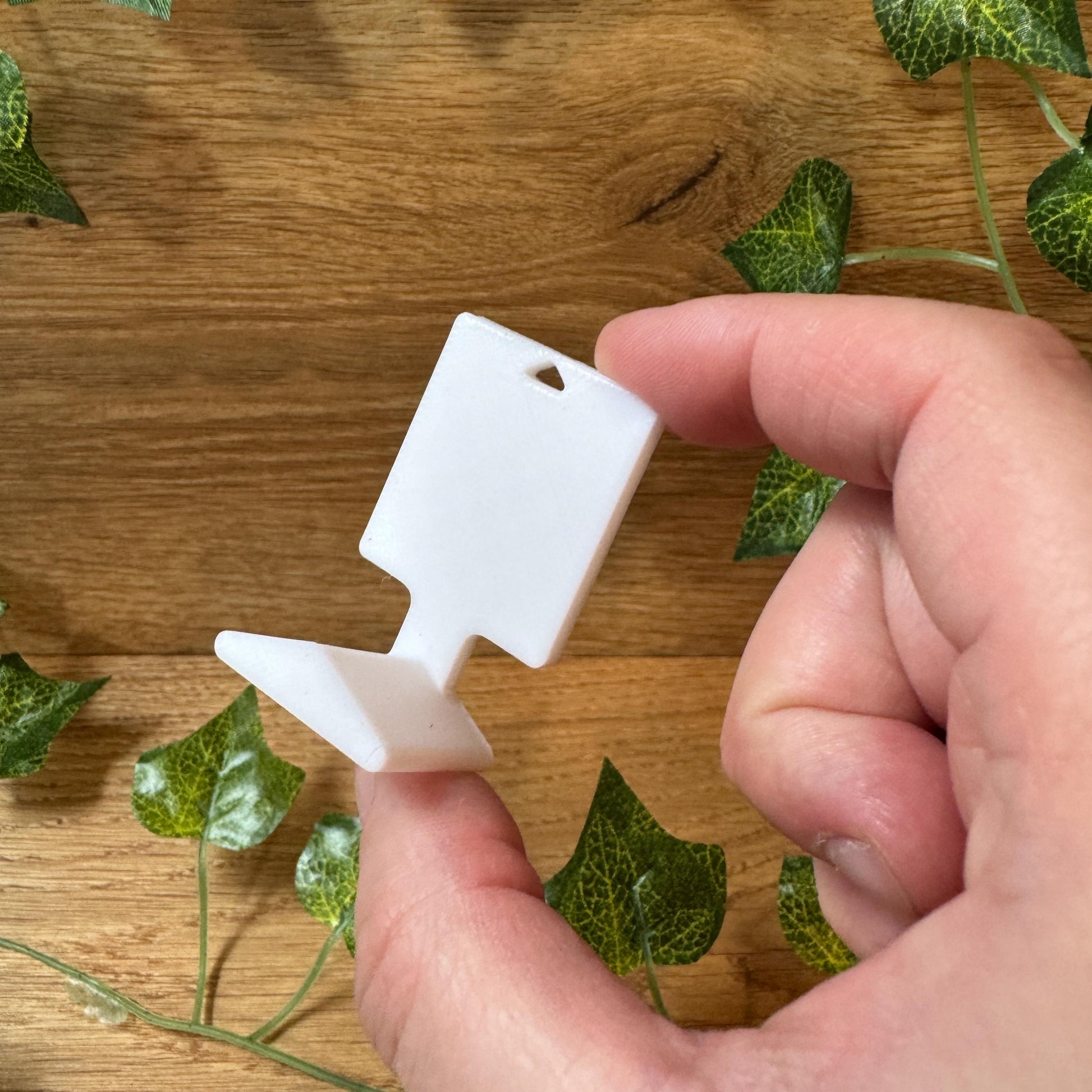 Cricut Mat Aufbewahrungshaken | Wandhalterung für Cricut Schneidematten | Organisierung für dein Cricut Maker-, Explore & Joy Zubehör