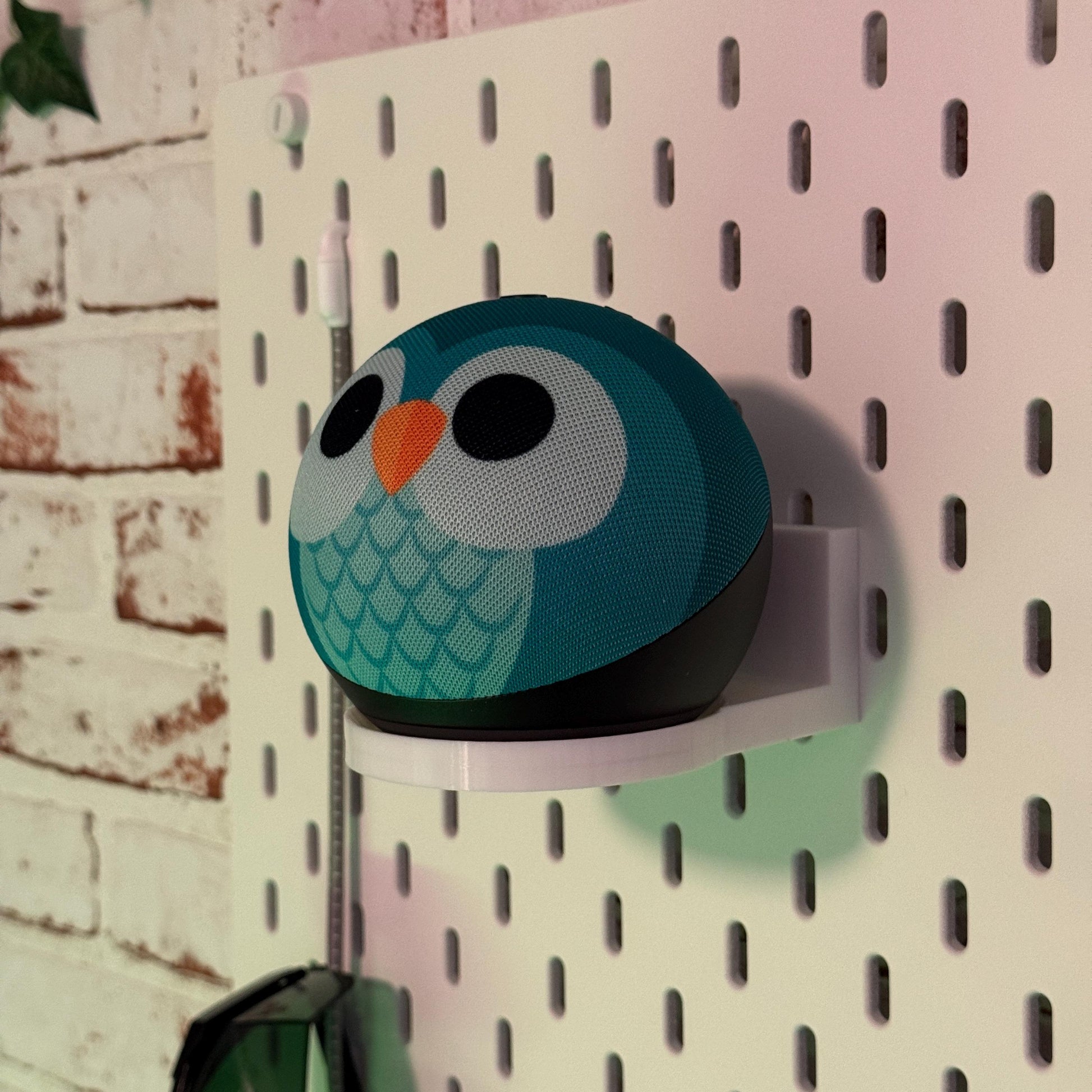 Amazon Echo Dot Gen. 4 | Gen. 5 | Kids | Wandhalterung für IKEA Skadis Lochplatten! Praktische Halterung für Alexa Smart Speaker