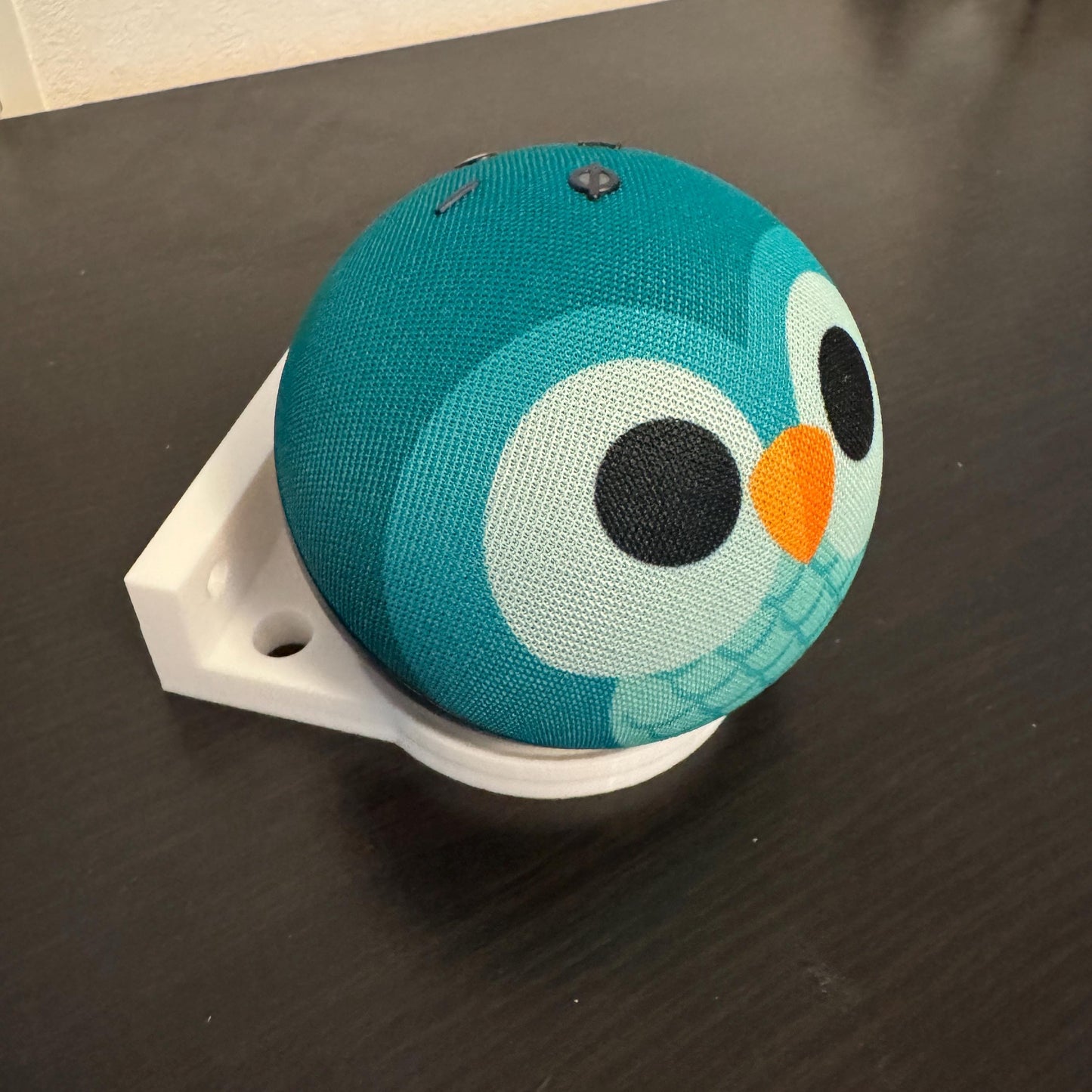 Amazon Echo Dot Gen. 4 | Gen. 5 | Kids - Wandhalterung. Praktische Halterung für Alexa Smart Speaker