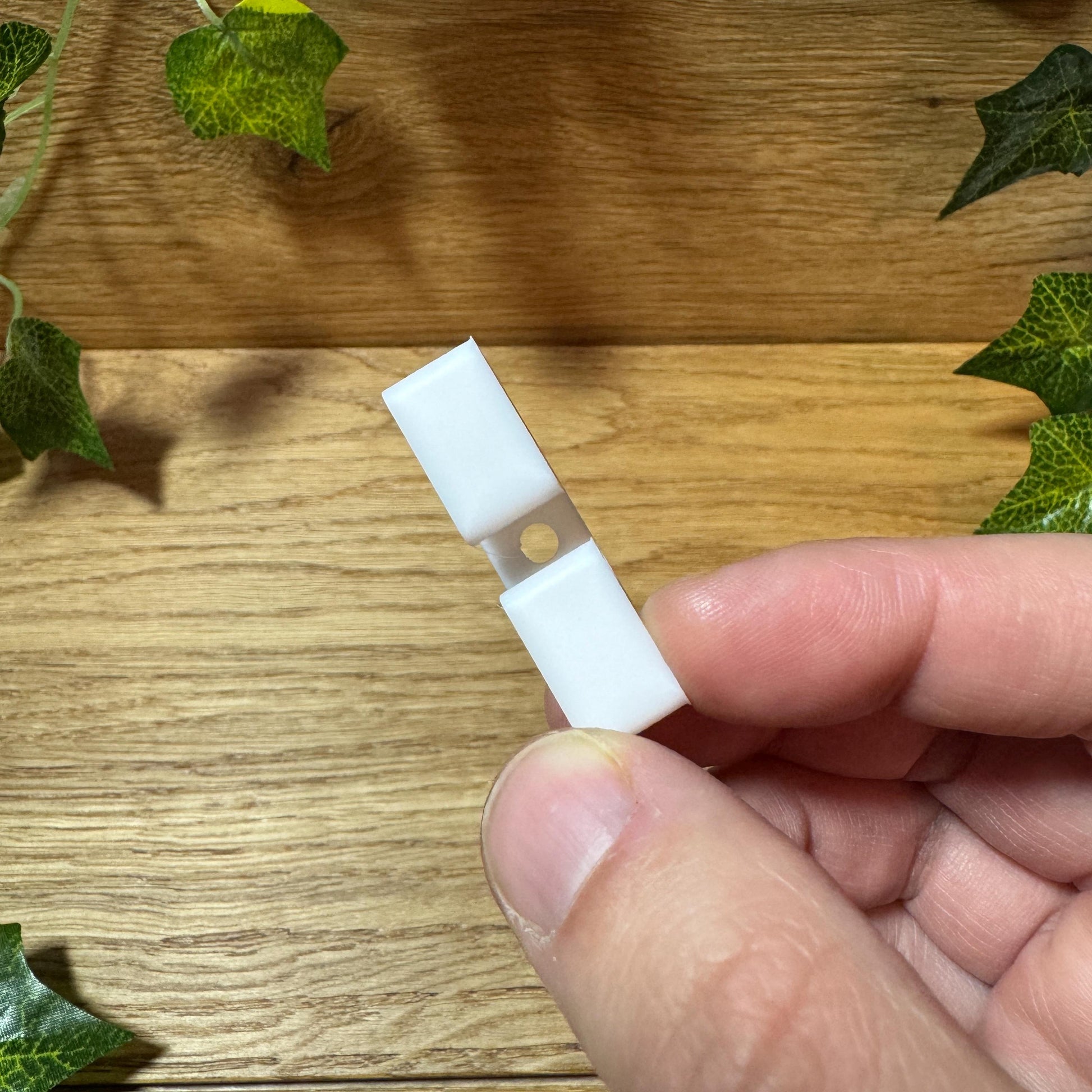 Kabelclips für optimale Kabelorganisation | Kabelführung für Büro, Gamingroom oder Zuhause| Perfektes Kabelmanagement | verschiedene Sets