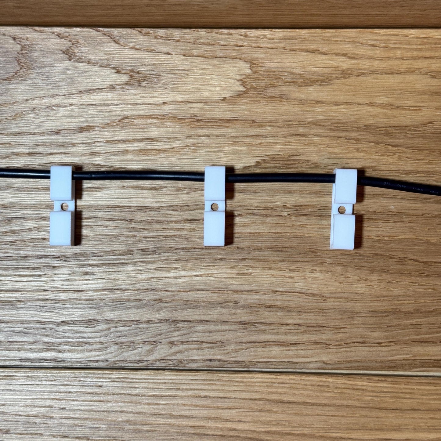 Kabelclips für optimale Kabelorganisation | Kabelführung für Büro, Gamingroom oder Zuhause| Perfektes Kabelmanagement | verschiedene Sets