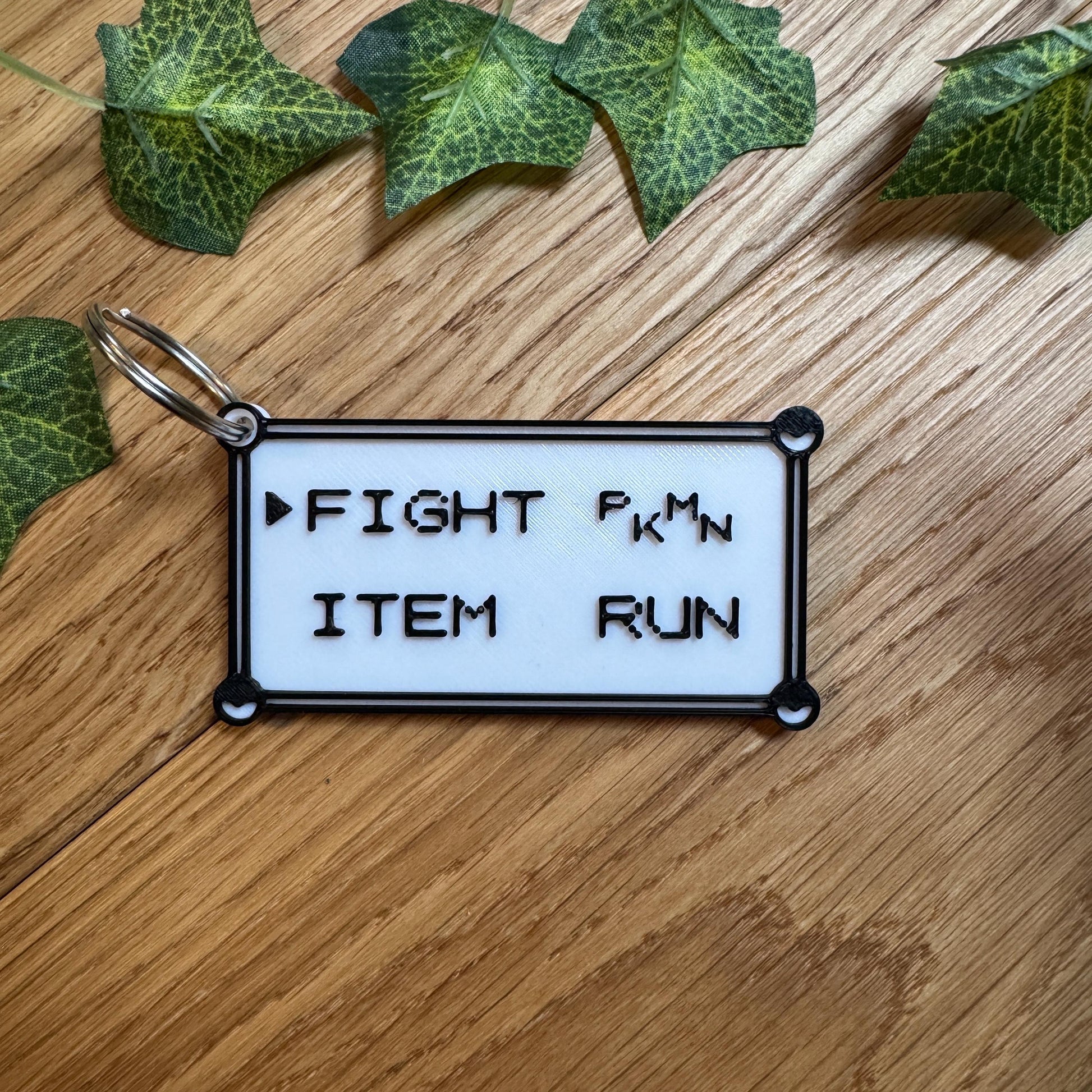 Pokémon inspirierter Kampfmenü Schlüsselanhänger – Nostalgie für deine Tasche! Das beliebte Kampfmenü aus Pokemon Rot | Blau | Gelb