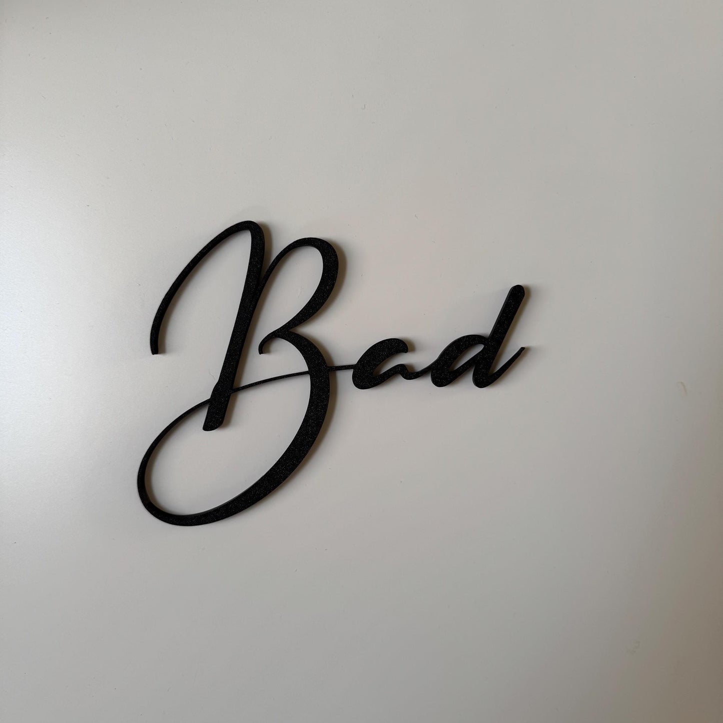 Türschild Badezimmer | Bad, Gäste WC, Schriftzug – Die stilvolle Türdekoration für dein Badezimmer