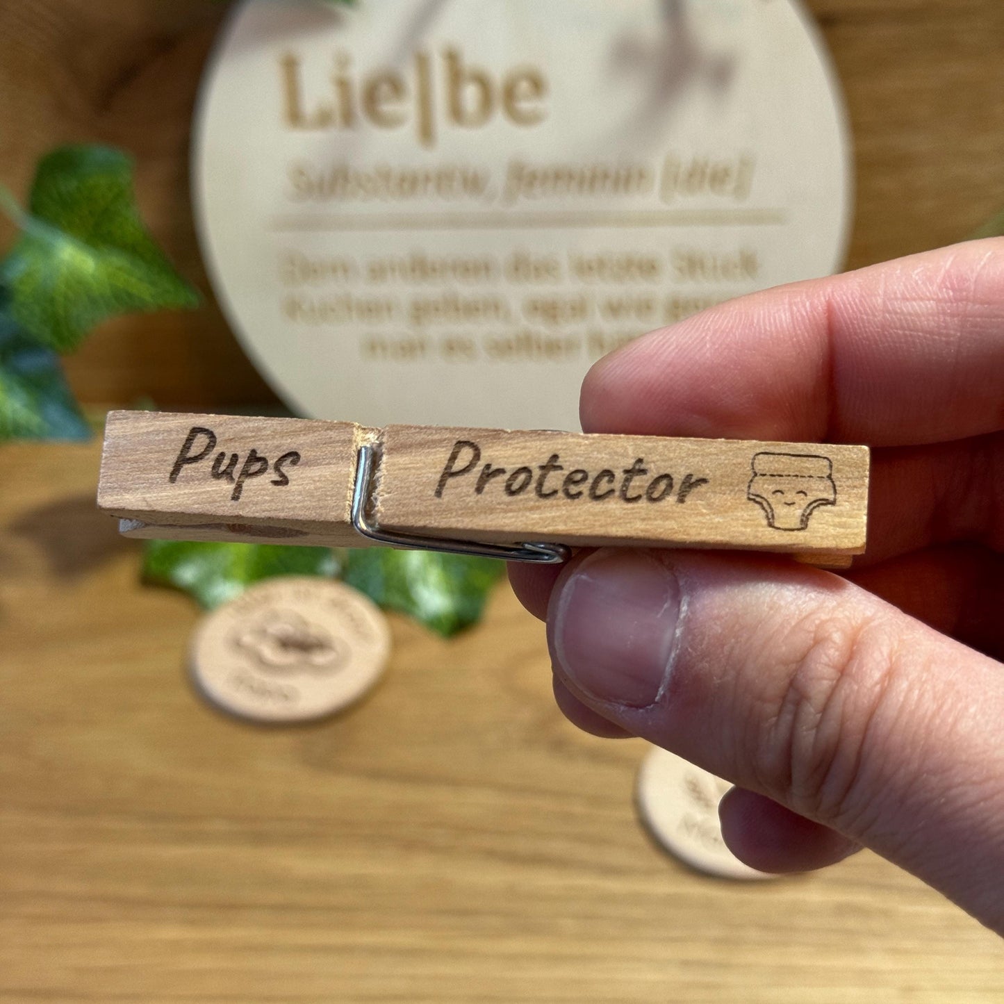 Pups Protector | Geschenk zur Geburt für werdender Mama und Papa | zur Babyparty | für werdende Eltern | Geschenk Vatertag, Windel Gadget