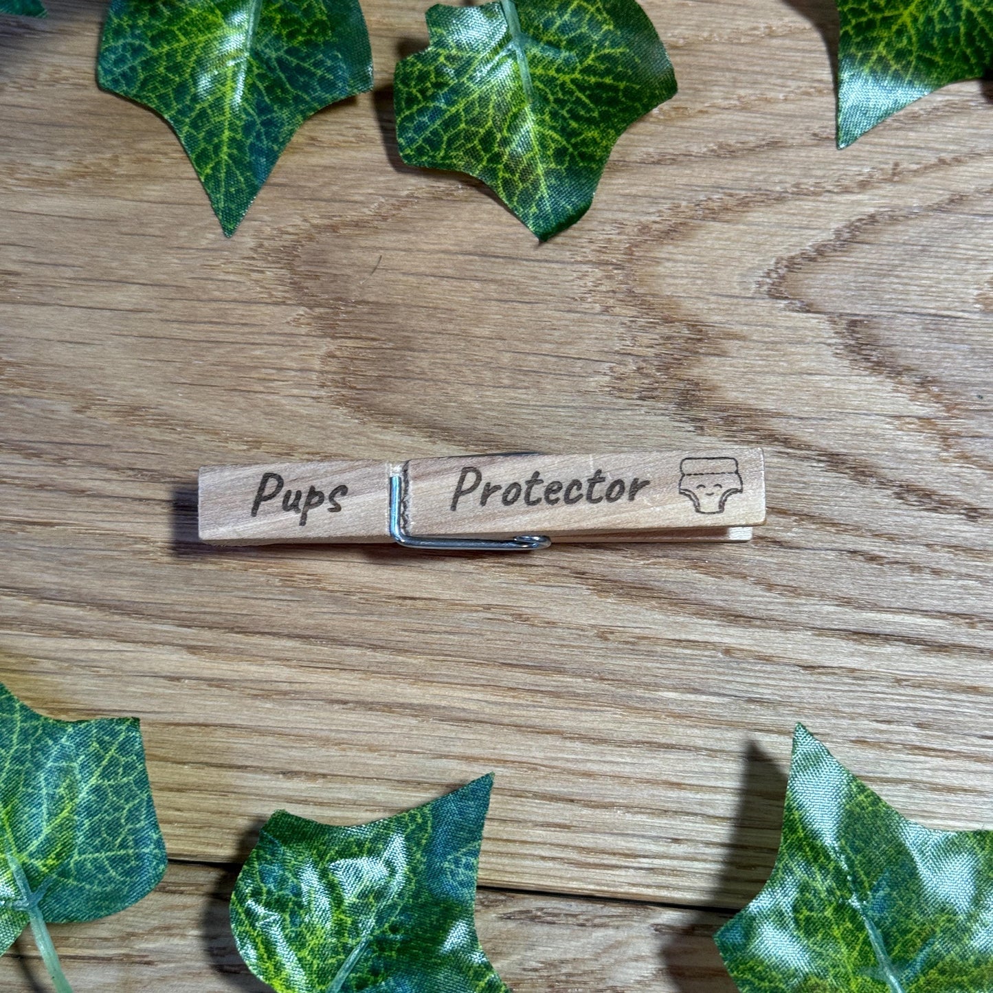 Pups Protector | Geschenk zur Geburt für werdender Mama und Papa | zur Babyparty | für werdende Eltern | Geschenk Vatertag, Windel Gadget