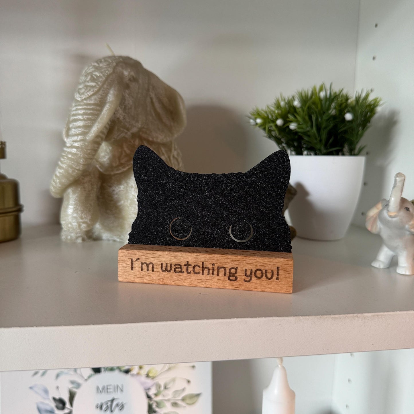 Witziger Katzen Aufsteller aus Holz mit Gravur „I’m watching you“ – lustiges Deko-Highlight & Geschenkidee für echte Katzenfans!