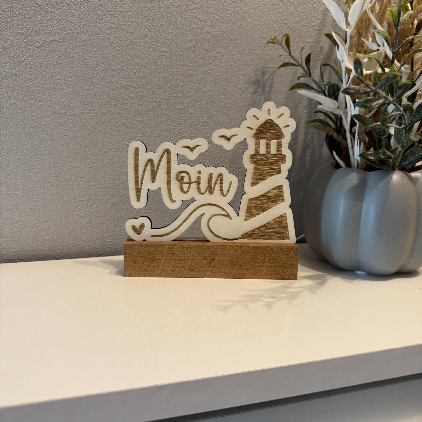 Nordischer Holzaufsteller "Moin" | Maritime Deko aus Holz | Handgemachte Deko für Wohnzimmer, Küche & Bad | Tolle Geschenkidee