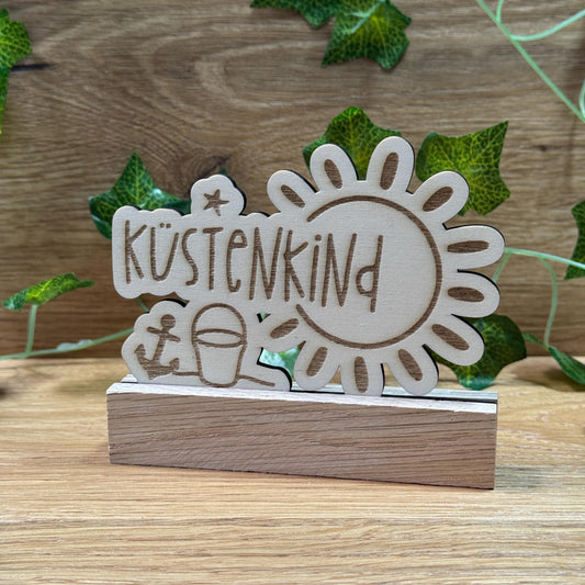 Nordischer Holzaufsteller "Küstenkind" | Maritime Deko aus Holz | Handgemachte Deko für Wohnzimmer, Küche & Bad | Tolle Geschenkidee