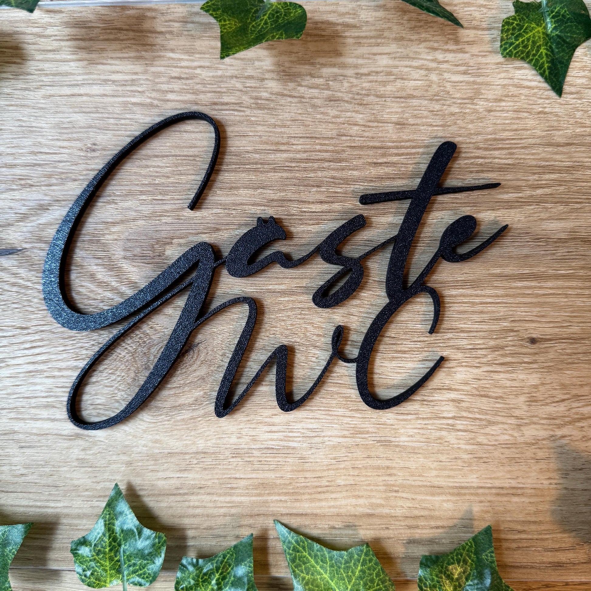 Gäste WC Türschild | Bad, WC Schriftzug – Die stilvolle Türdekoration für dein Badezimmer