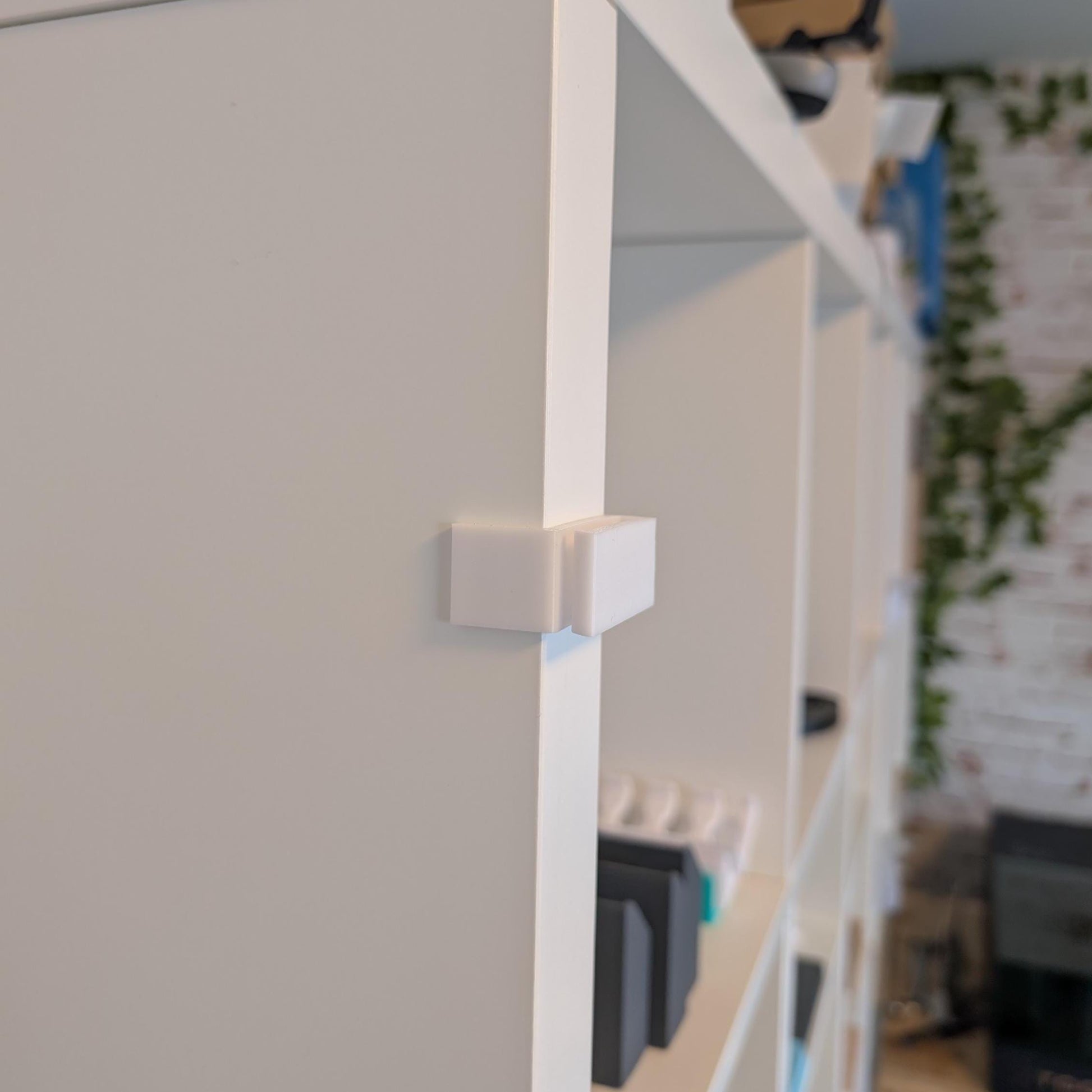 IKEA KALLAX Kabel-Clip: Unsichtbare Kabelführung & praktische Halterung für Ladekabel – ordentlich, griffbereit, clever!