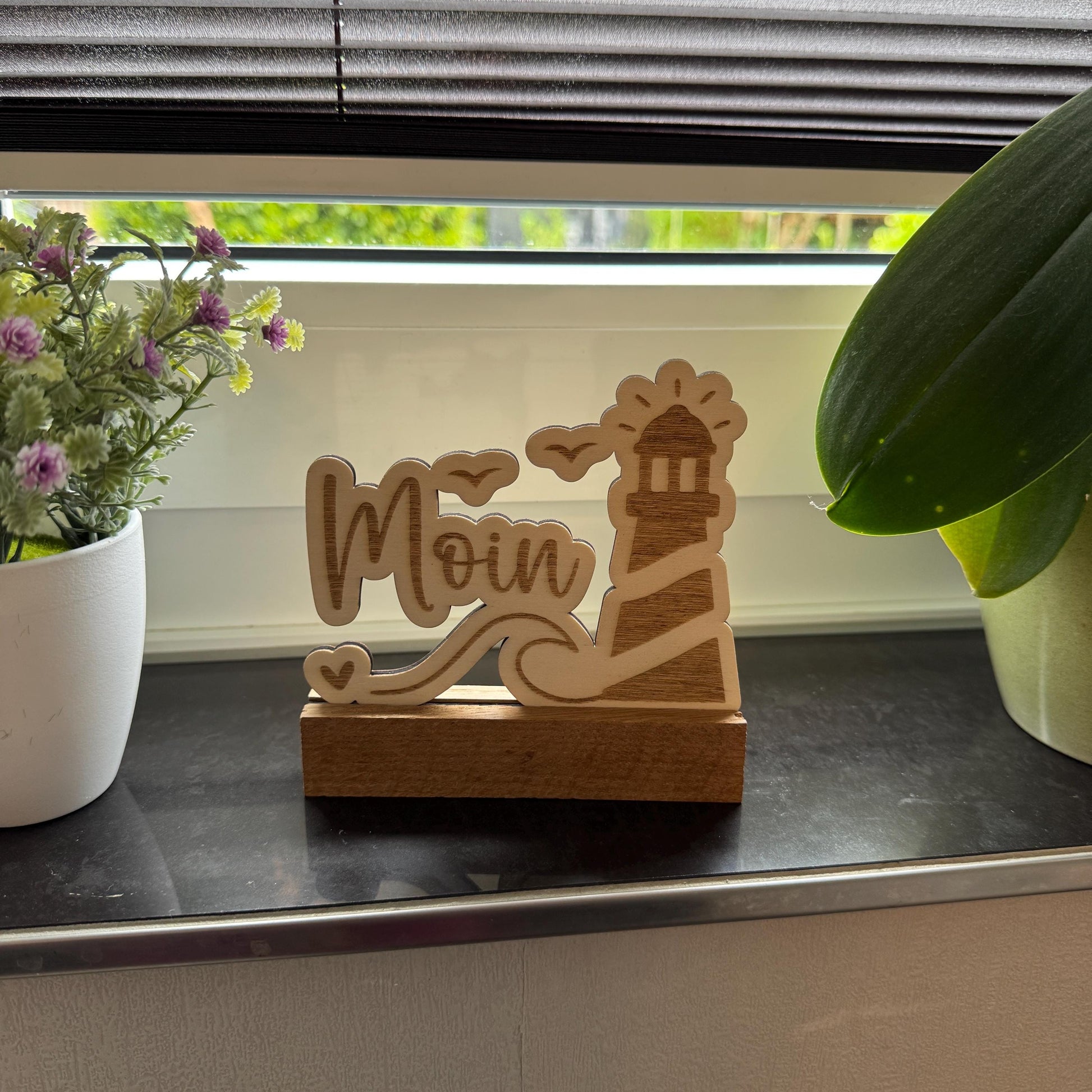 Nordischer Holzaufsteller "Moin" | Maritime Deko aus Holz | Handgemachte Deko für Wohnzimmer, Küche & Bad | Tolle Geschenkidee
