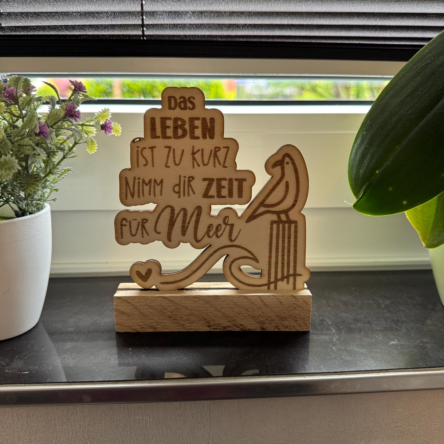 Nordischer Holzaufsteller "Zeit für Meer!" | Maritime Deko aus Holz | Handgemachte Deko für Wohnzimmer, Küche & Bad | Tolle Geschenkidee