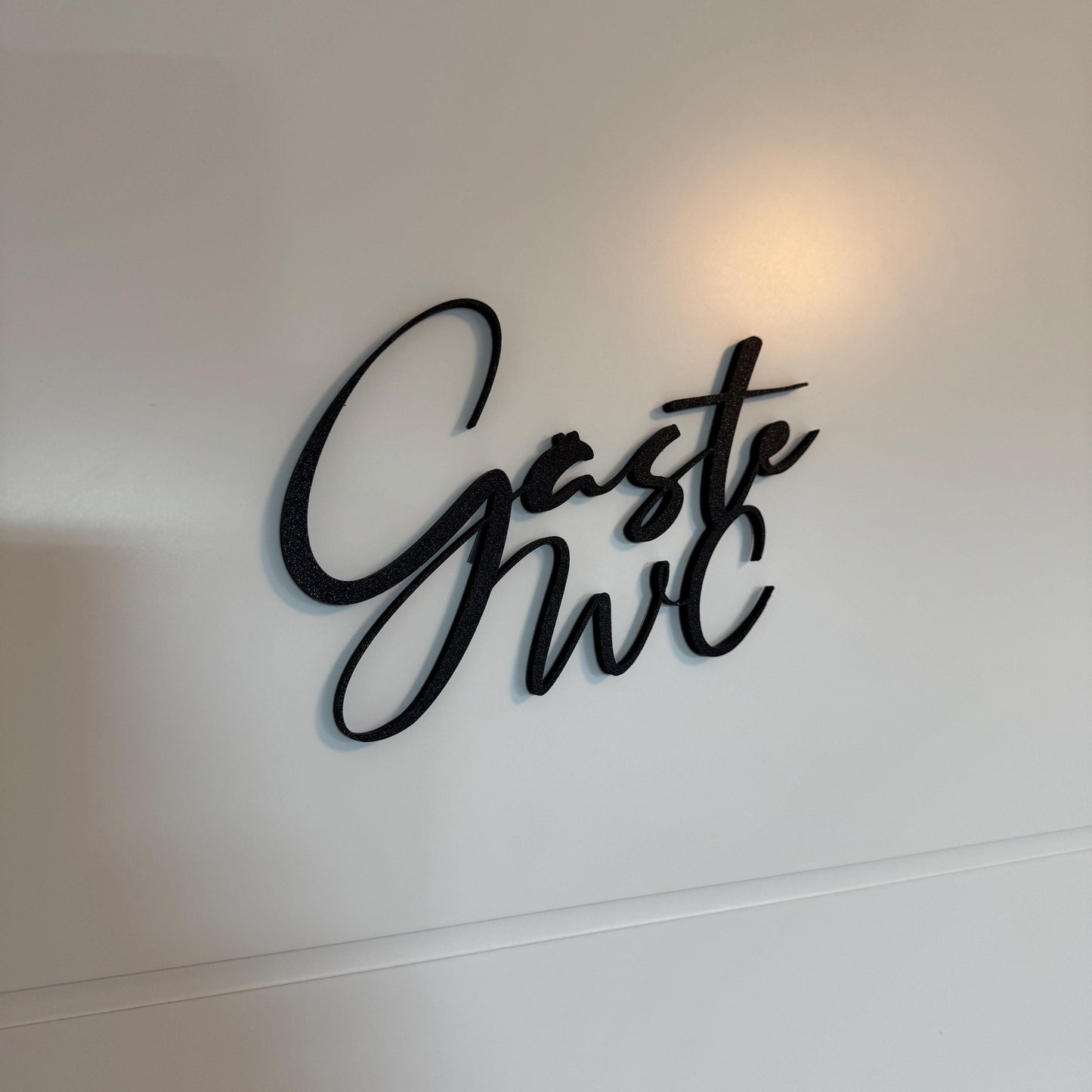 Gäste WC Türschild | Bad, WC Schriftzug – Die stilvolle Türdekoration für dein Badezimmer