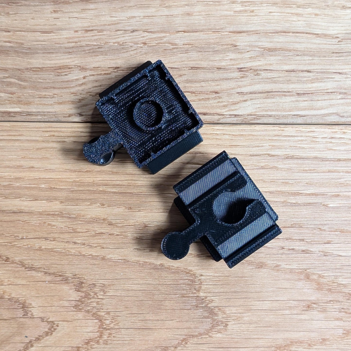 BRIO & DUPLO Adapter – Verbinde deine Holzeisenbahn mit DUPLO-Bausteinen! Passend für Brio, Ikea Lillabo, Hape, Playtive uvm.