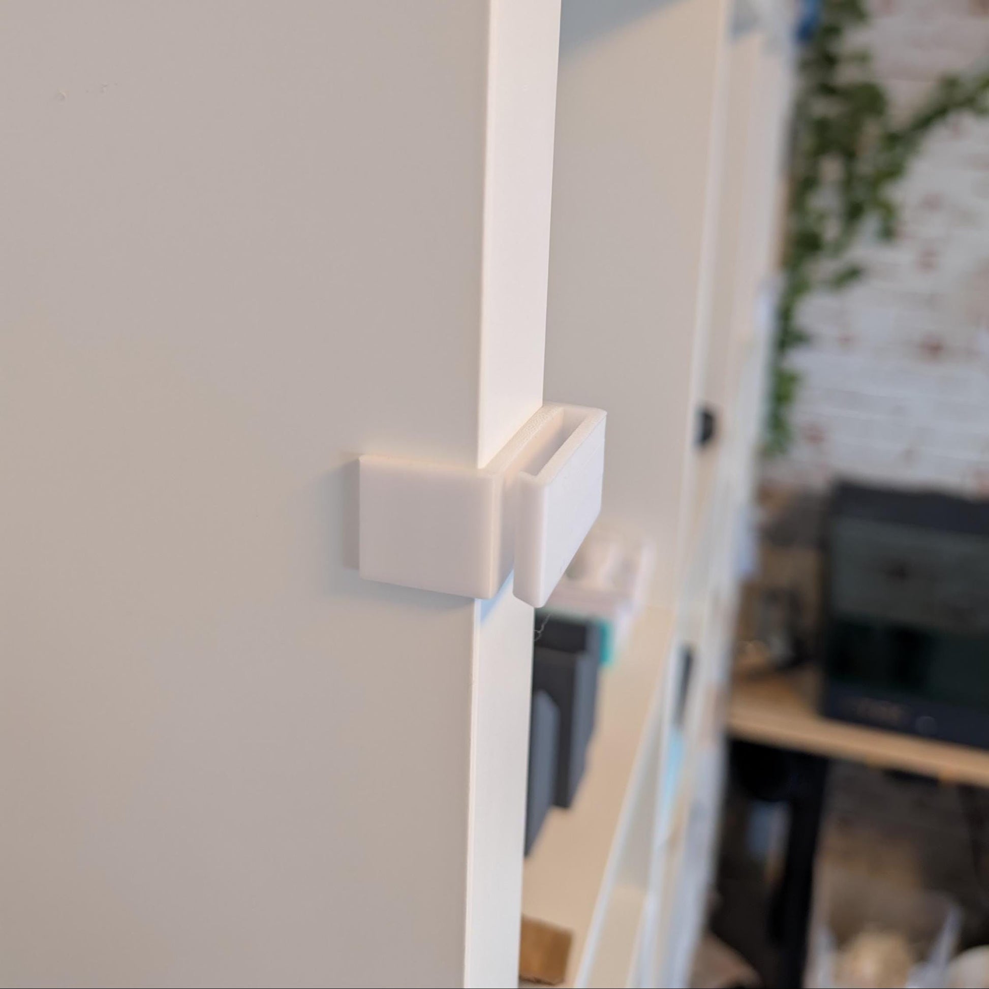 IKEA KALLAX Kabel-Clip: Unsichtbare Kabelführung & praktische Halterung für Ladekabel – ordentlich, griffbereit, clever!