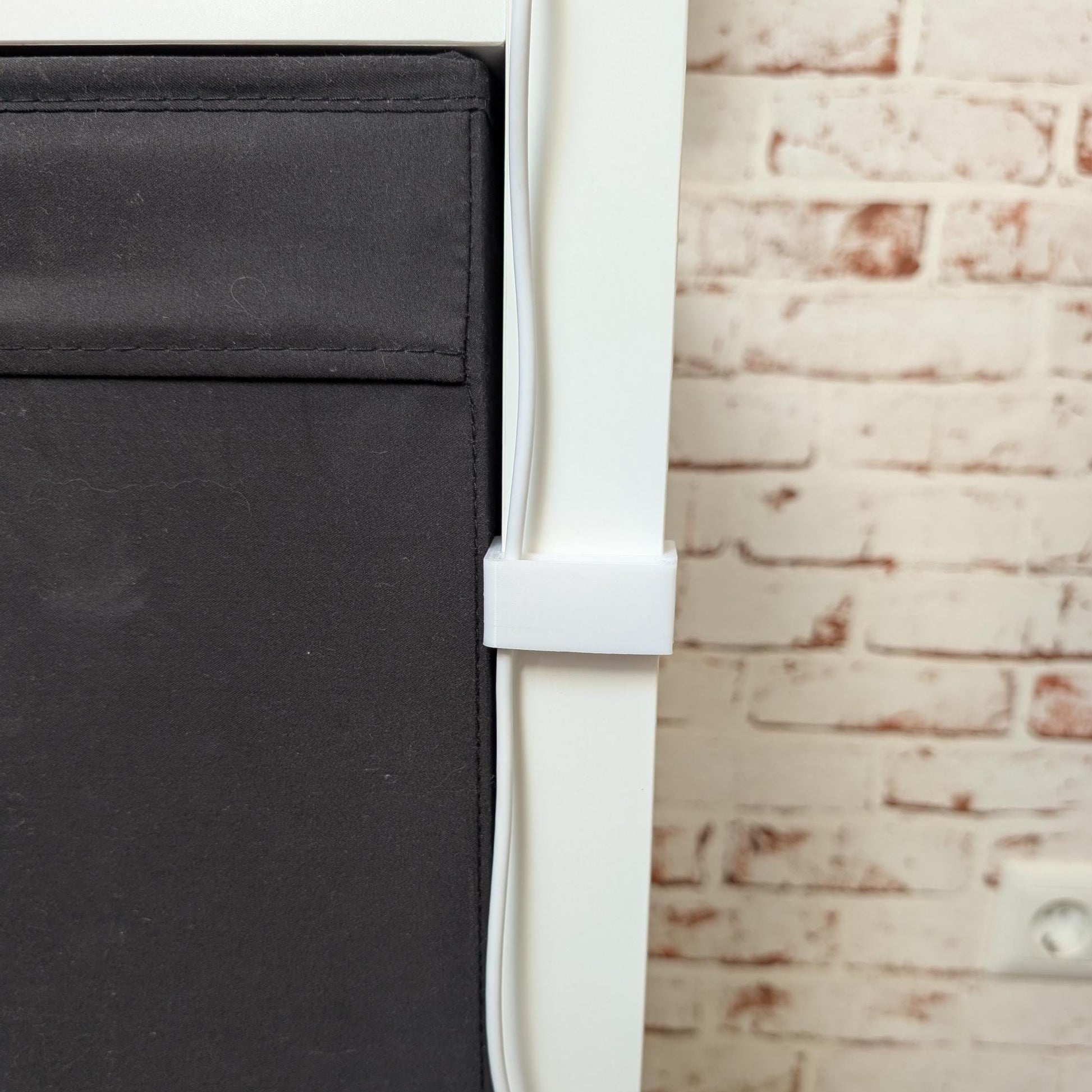 IKEA KALLAX Kabel-Clip: Unsichtbare Kabelführung & praktische Halterung für Ladekabel – ordentlich, griffbereit, clever!