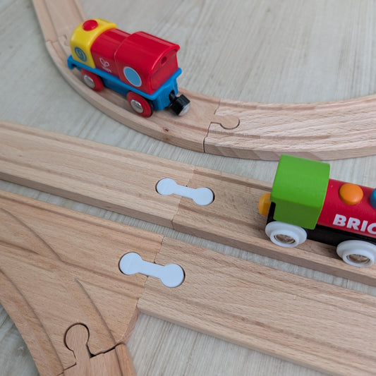 Doppel Adapter - Verbindungsstücke für Holzeisenbahn – Verbinde zwei weibliche Schienen | Brio, IKEA LILLABO, Eichhorn, uvm.