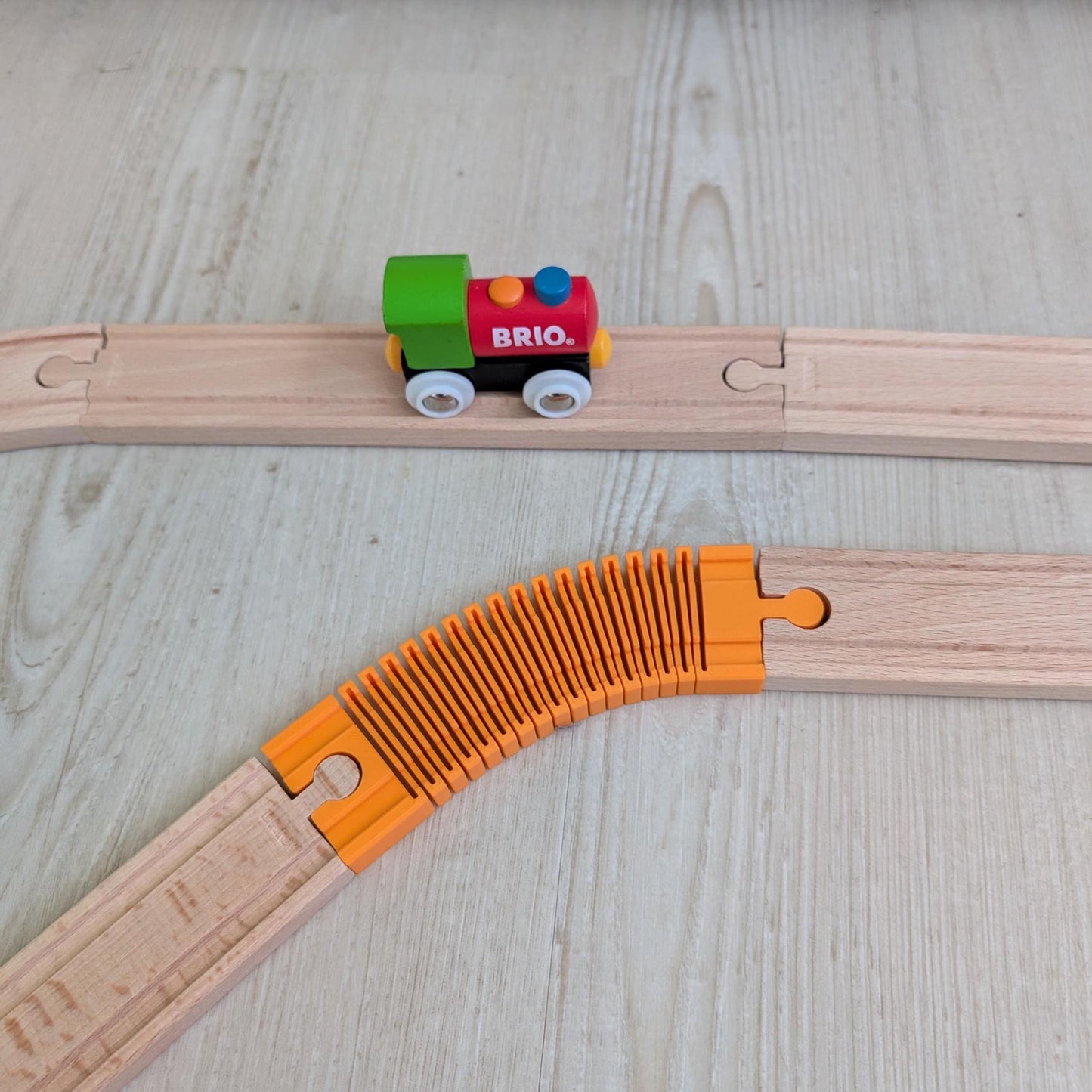 Flexible Schiene für Holzeisenbahn – biegsames Schienenelement für kreative Strecken | Brio, IKEA, Eichhorn, uvm.
