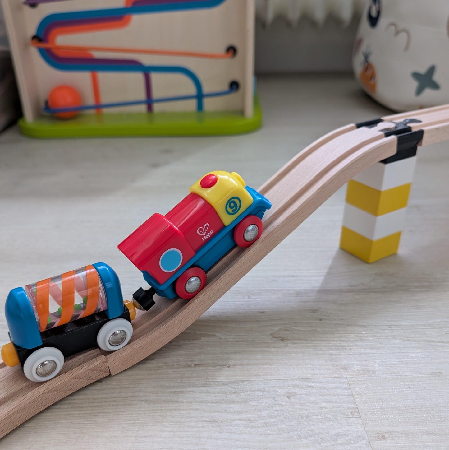 BRIO & DUPLO Adapter – Verbinde deine Holzeisenbahn mit DUPLO-Bausteinen! Passend für Brio, Ikea Lillabo, Hape, Playtive uvm.