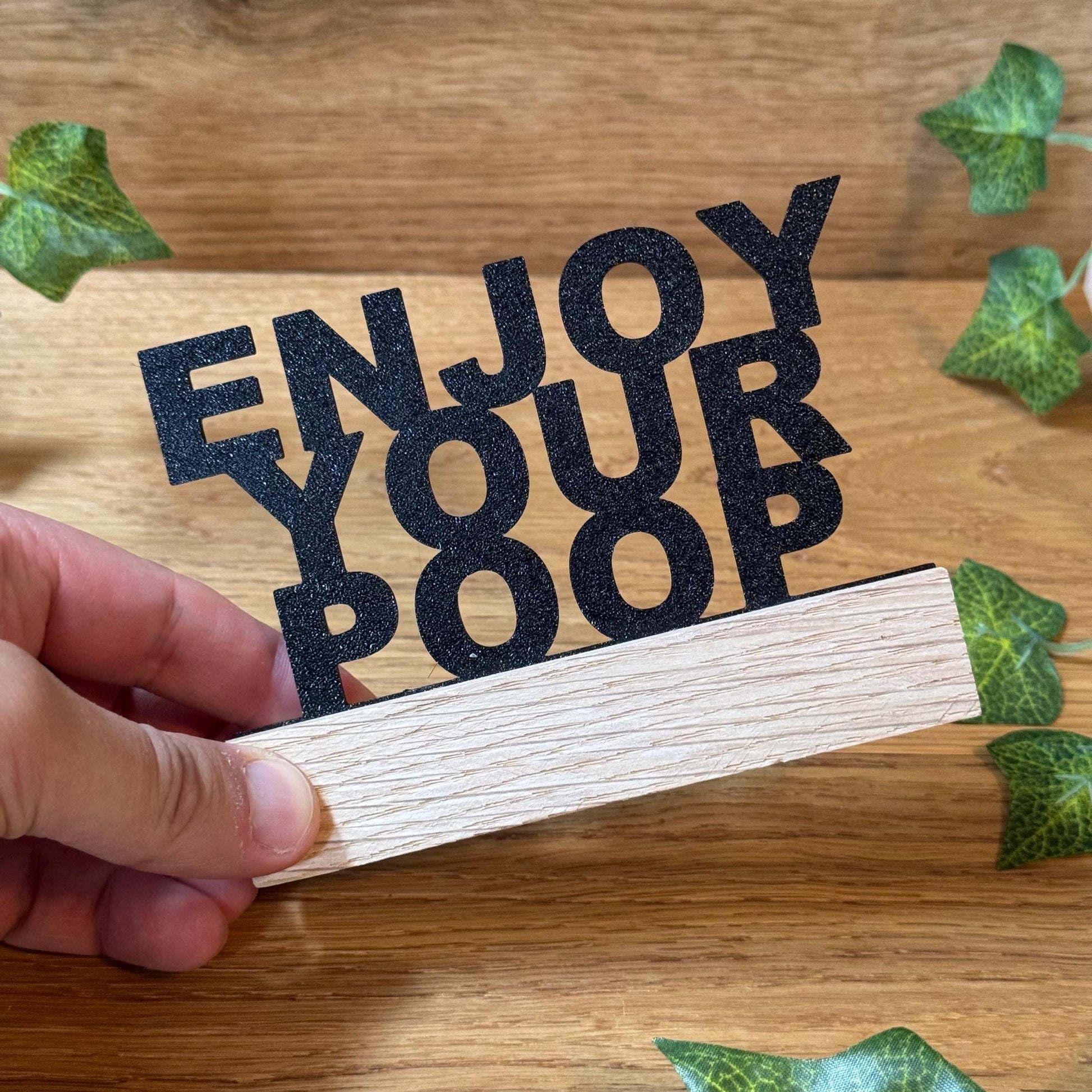 Kloschild lustig | Holzaufsteller Badezimmerdeko "Enjoy your poop"