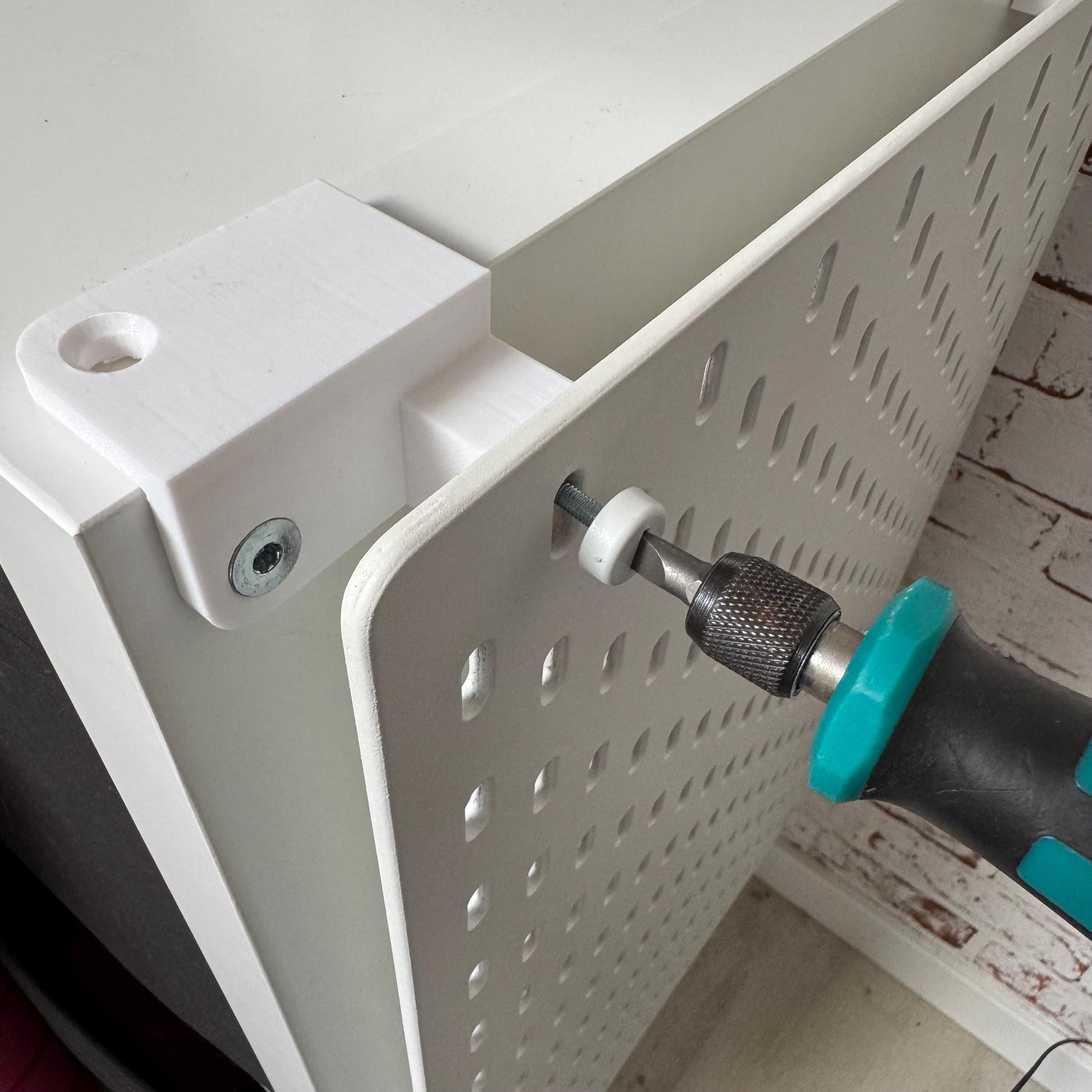 Adapter für IKEA SKADIS an KALLAX Regal | Set 2x Skadis-Kallax-Verbinder