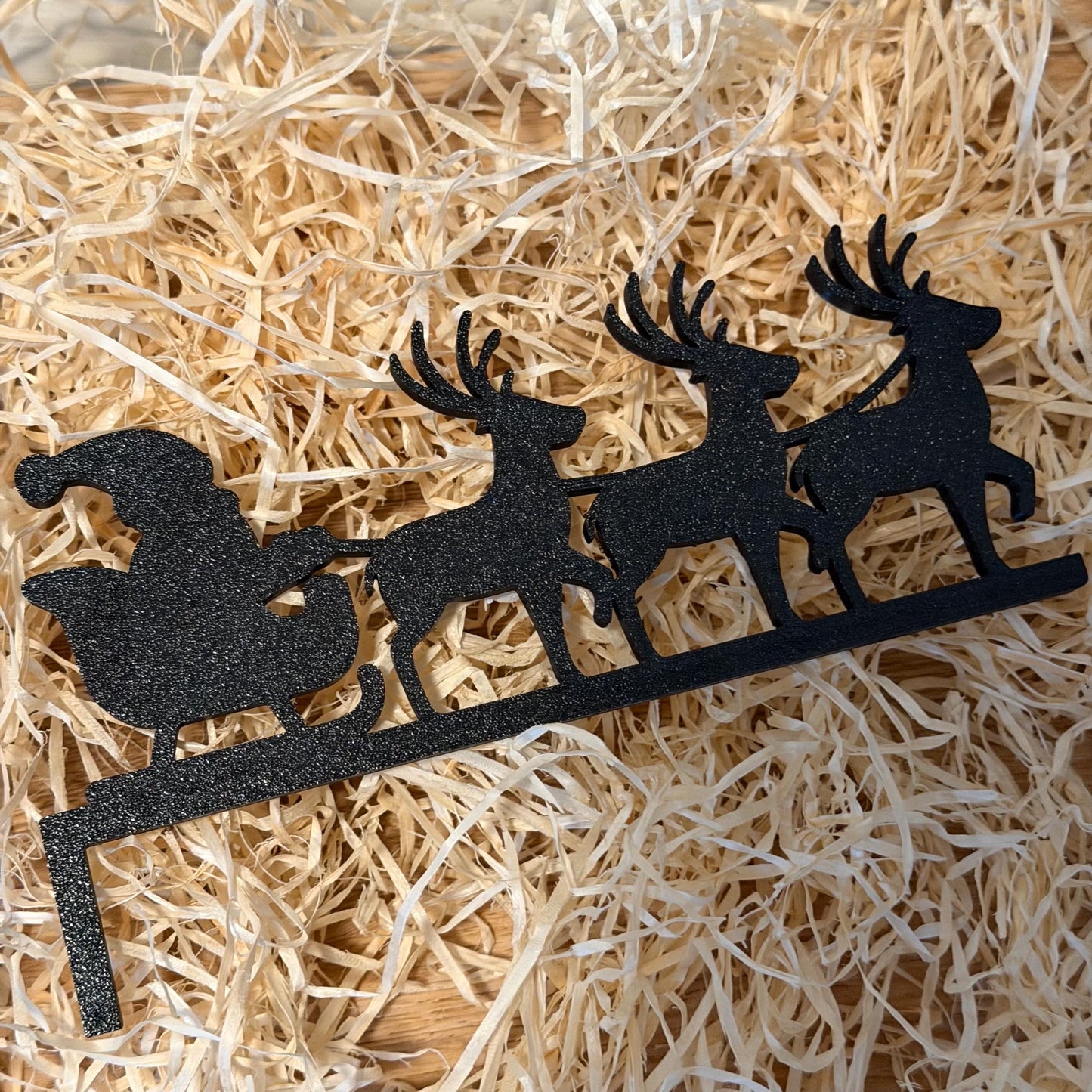 Weihnachtsdeko Schlitten mit Rentieren | Kantenhocker für Türrahmen, Schränke, etc.