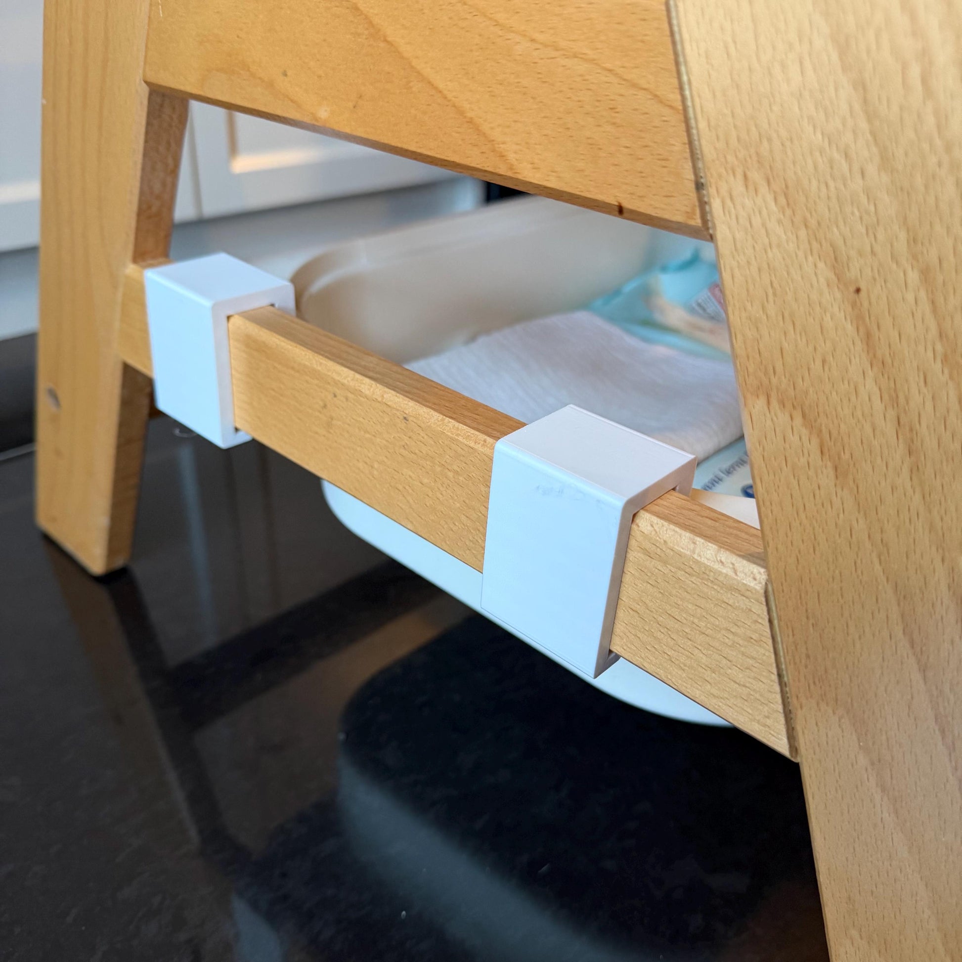 Hauck Alpha / Beta Adapter Set für IKEA Trofast Box Halterung | Stauraum-Erweiterung für Hochstuhl