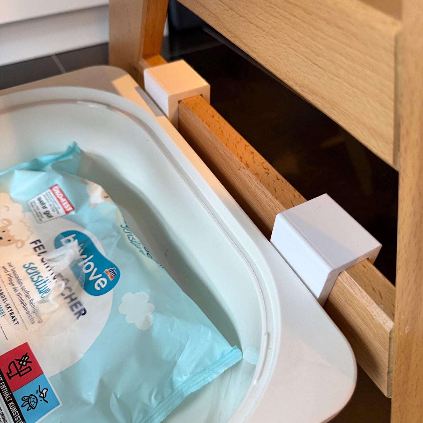 Hauck Alpha / Beta Adapter Set für IKEA Trofast Box Halterung | Stauraum-Erweiterung für Hochstuhl