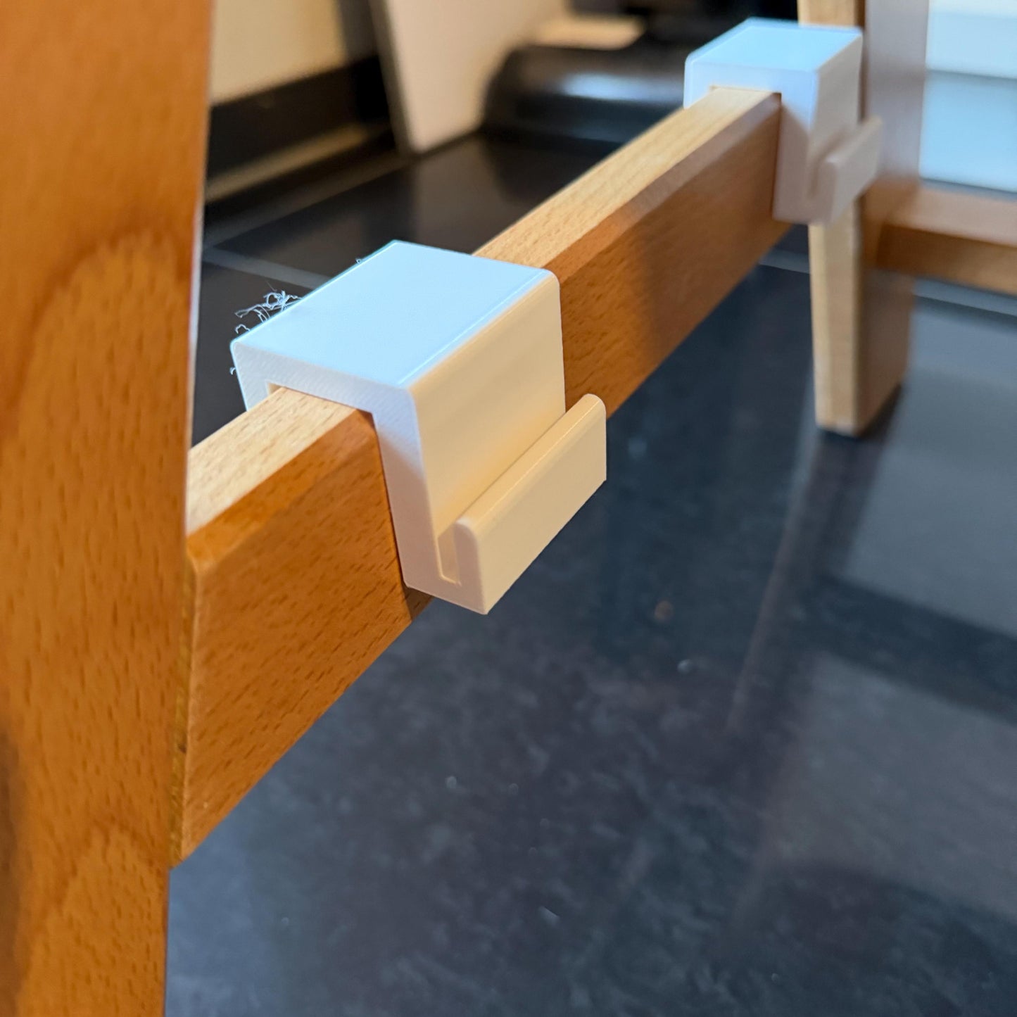 Hauck Alpha / Beta Adapter Set für IKEA Trofast Box Halterung | Stauraum-Erweiterung für Hochstuhl