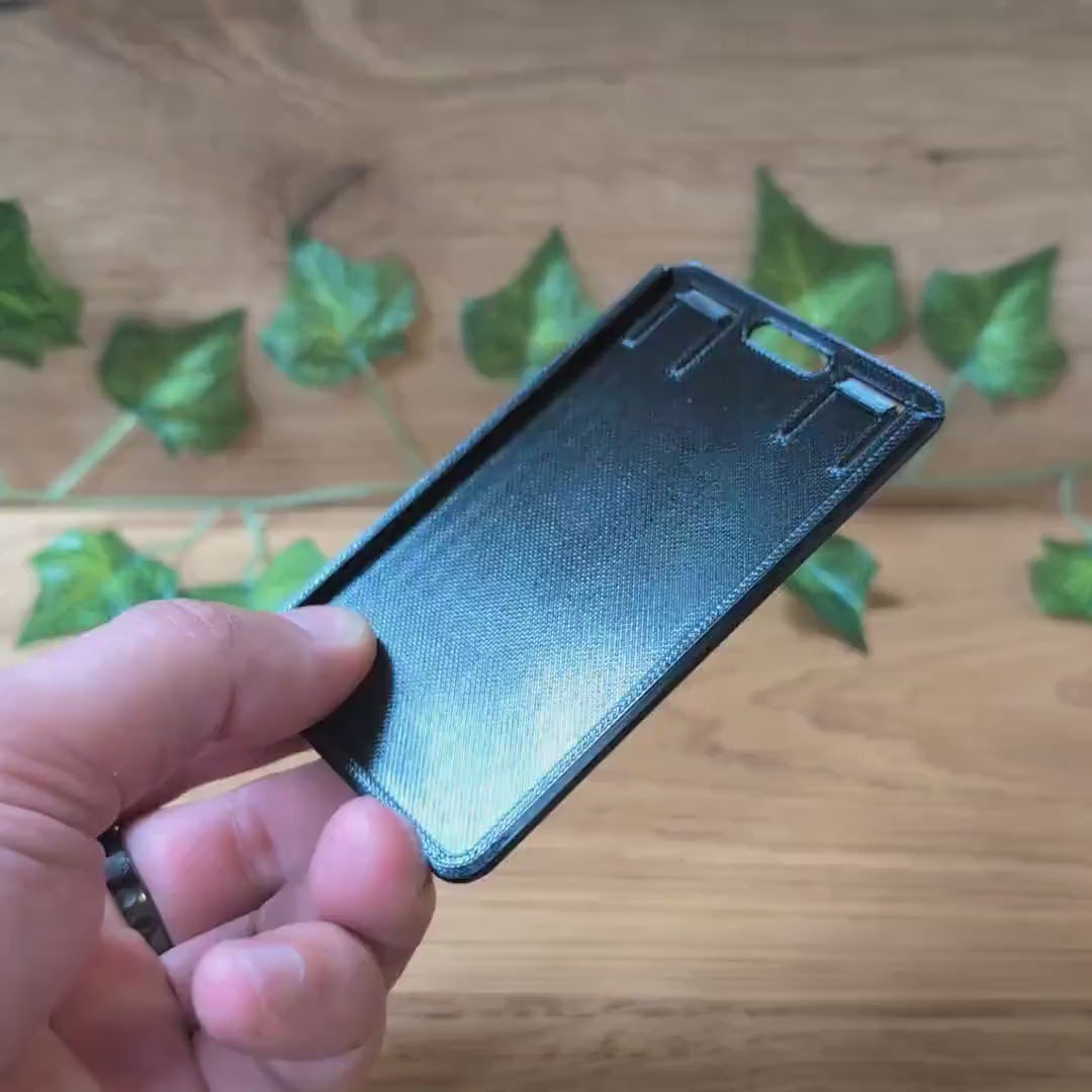 Tesla Schlüsselanhänger | Key Card Halter - passend für Tesla RFID Schlüsselkarten